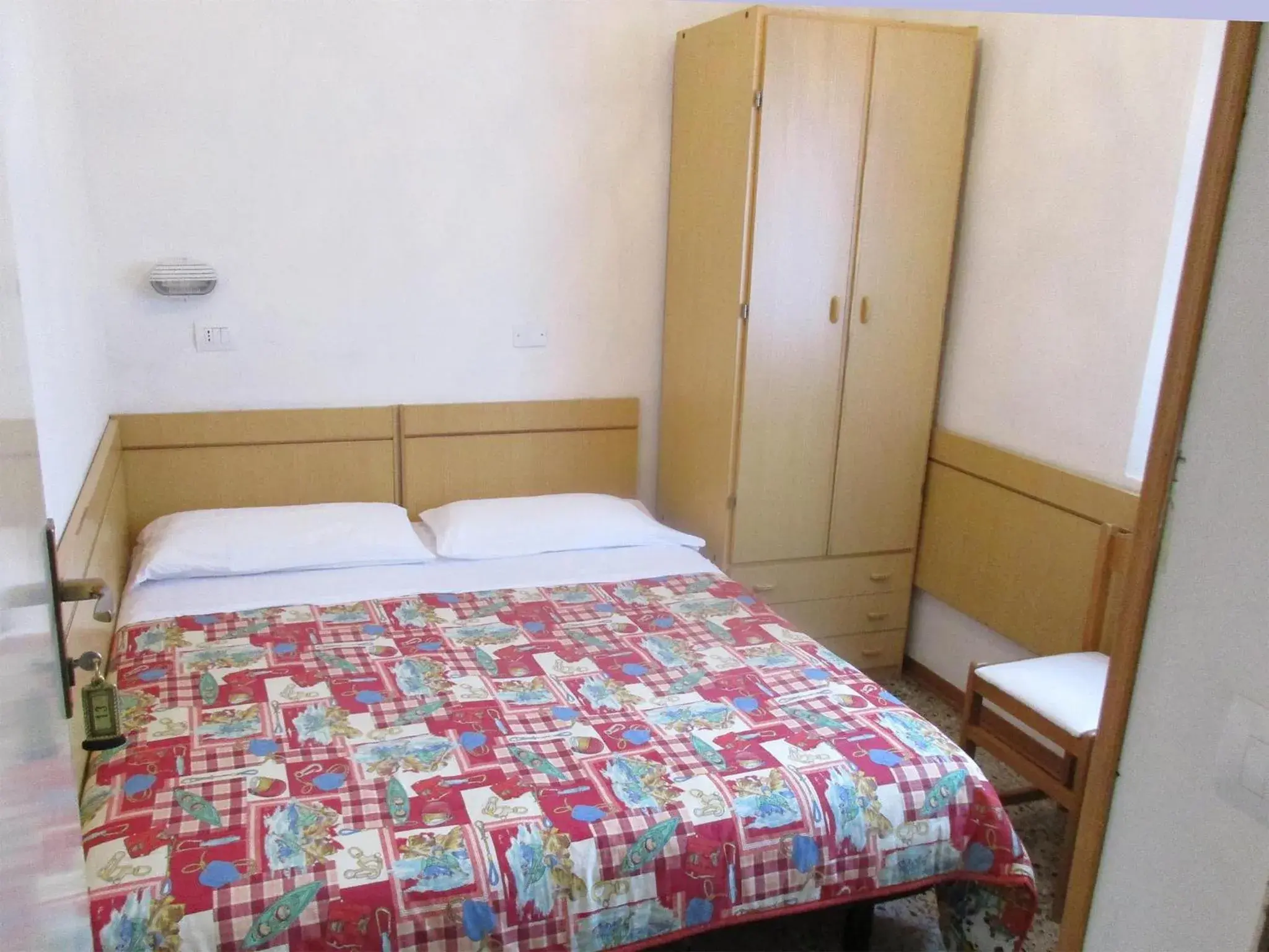 Single Room in Hotel Pensione Ornella Single Room in Hotel Pensione Ornella