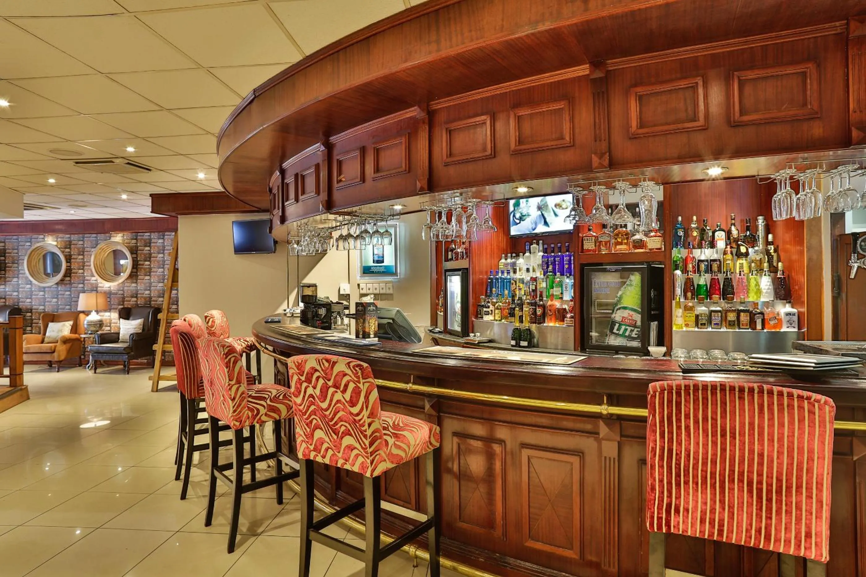 Lounge or bar in Birchwood Hotel and OR Tambo Conference Centre