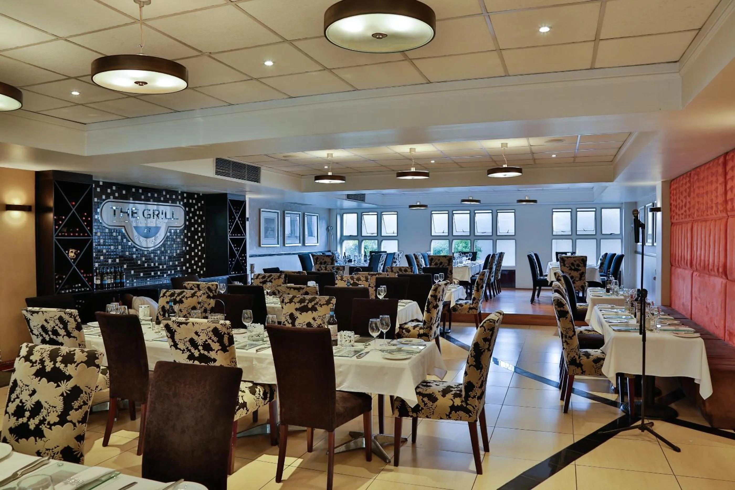 Restaurant/places to eat in Birchwood Hotel and OR Tambo Conference Centre