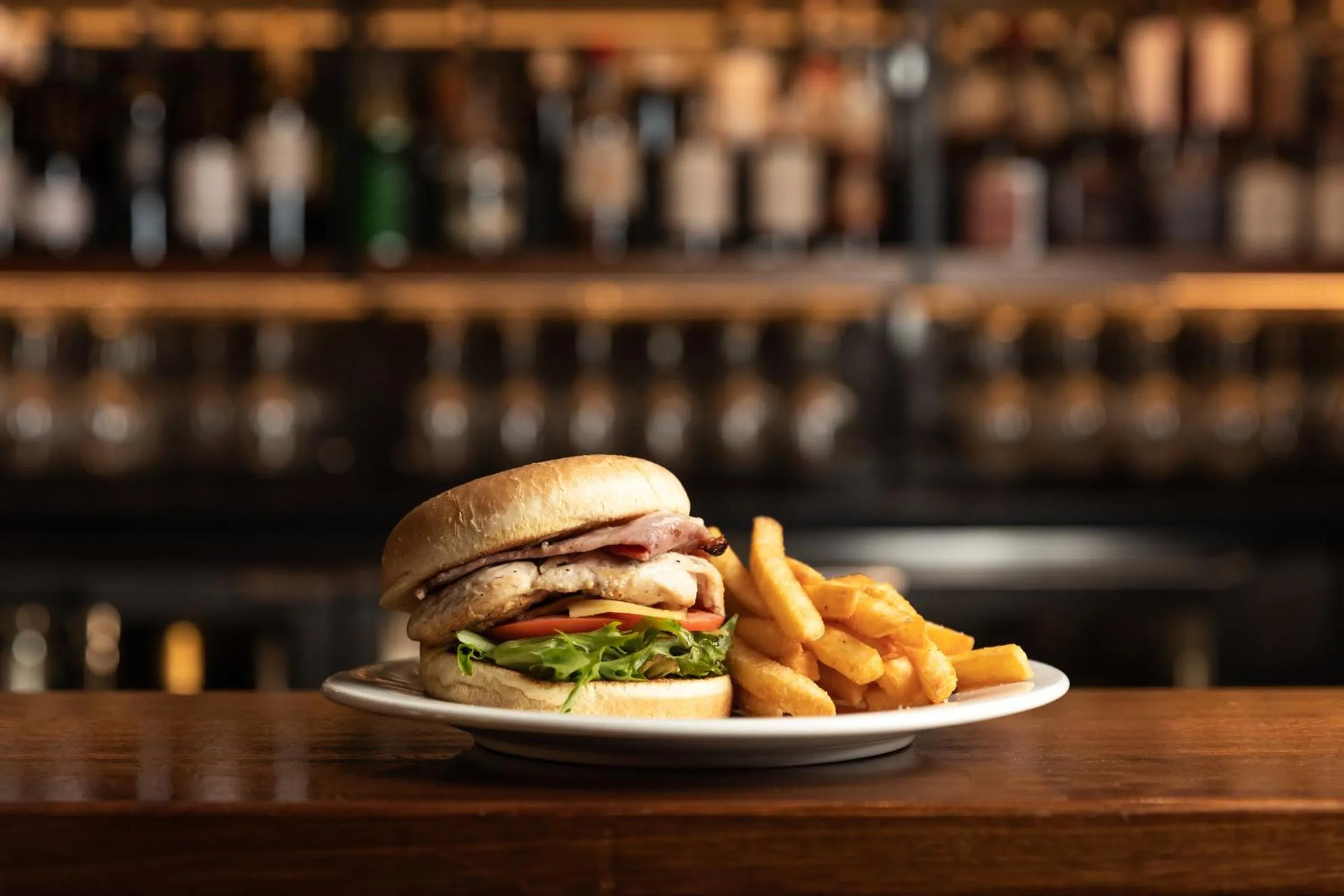 Food in The Old Woolstore Apartment Hotel