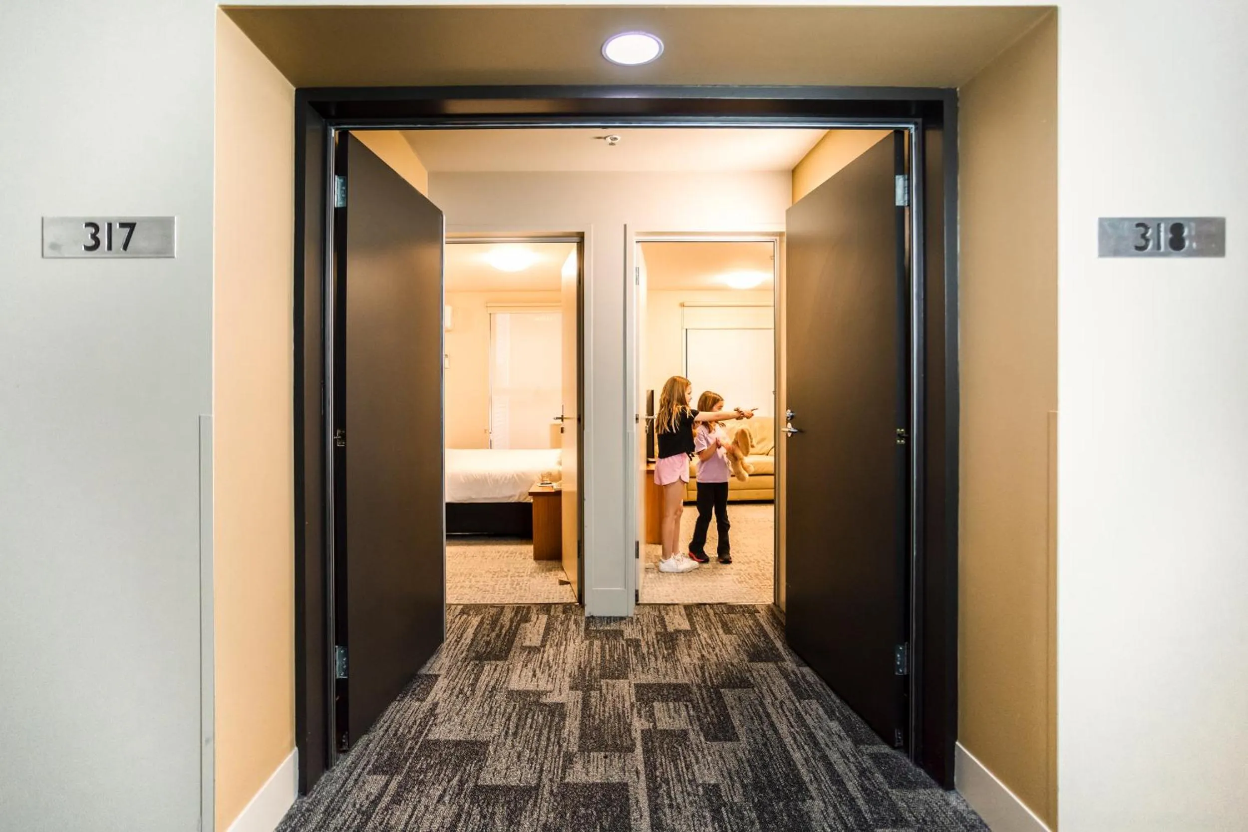 Floor plan, Bed in The Old Woolstore Apartment Hotel