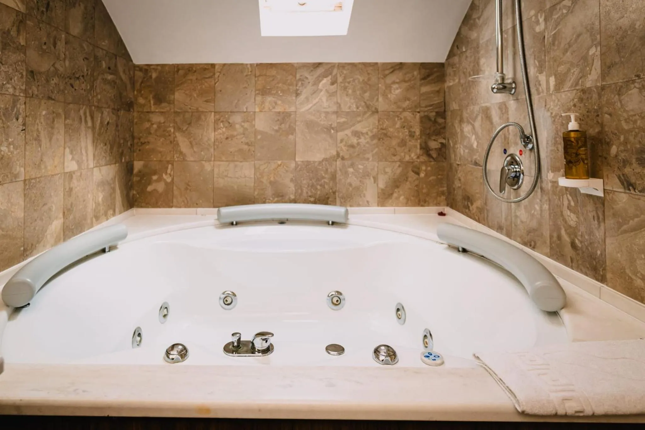 Bathroom in Vigo Hotel