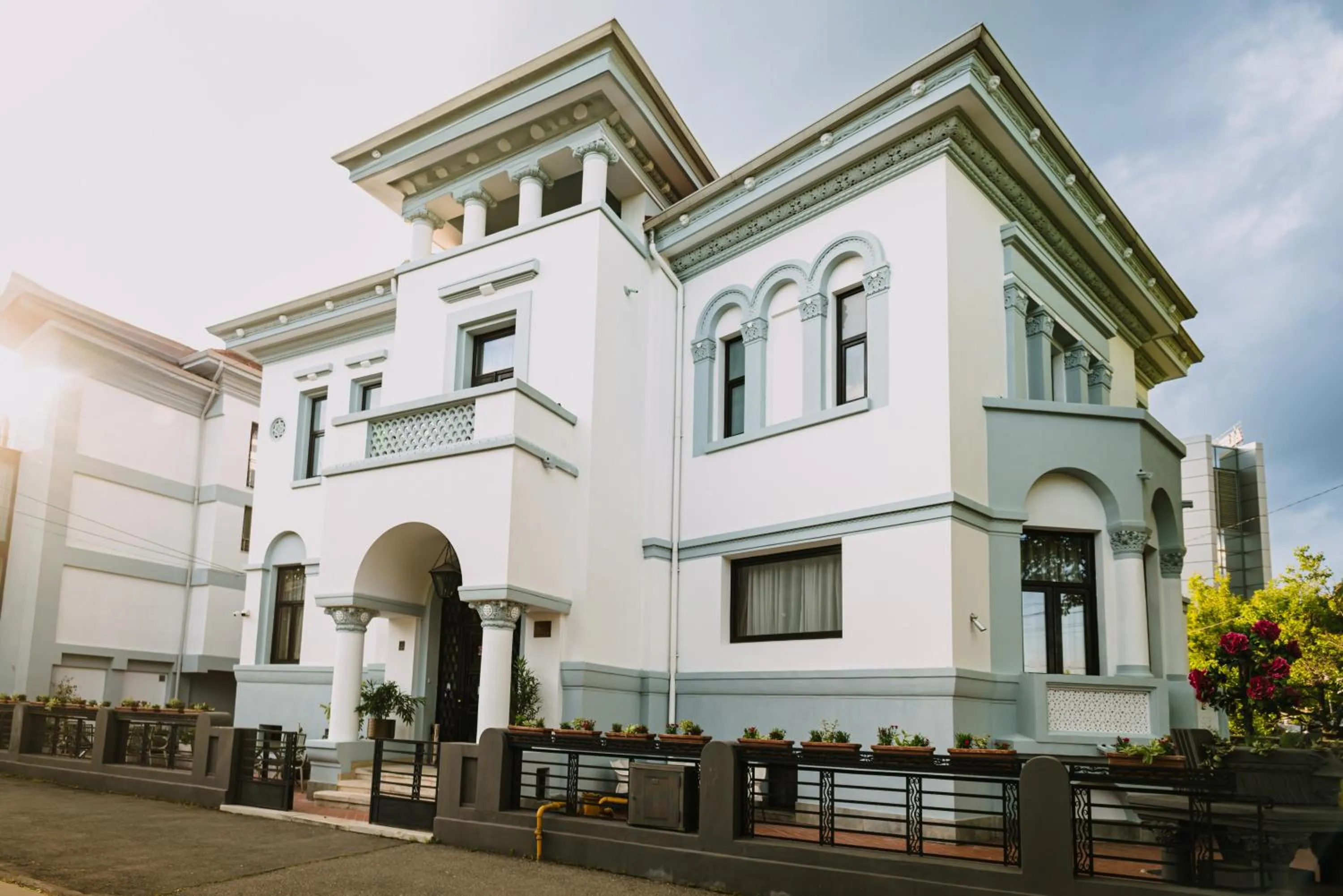 Property building in Vigo Hotel