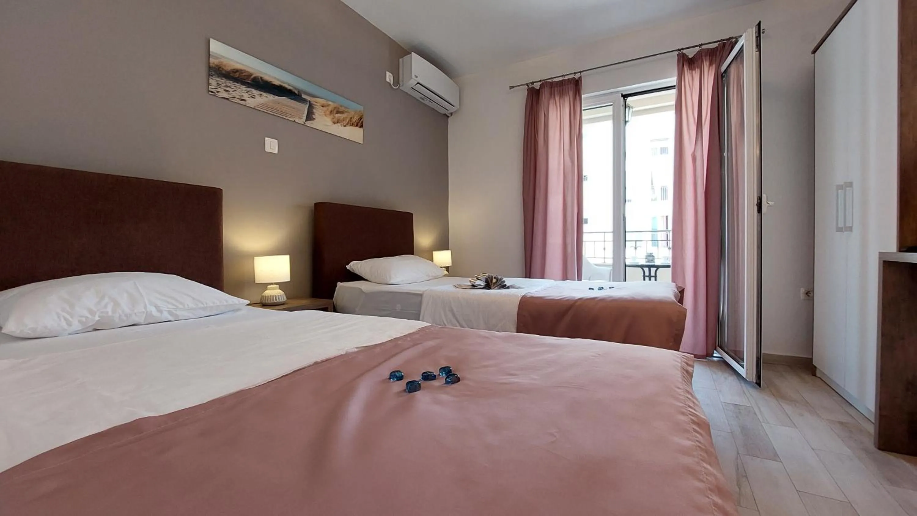 Bedroom, Bed in Le Marc Guest house