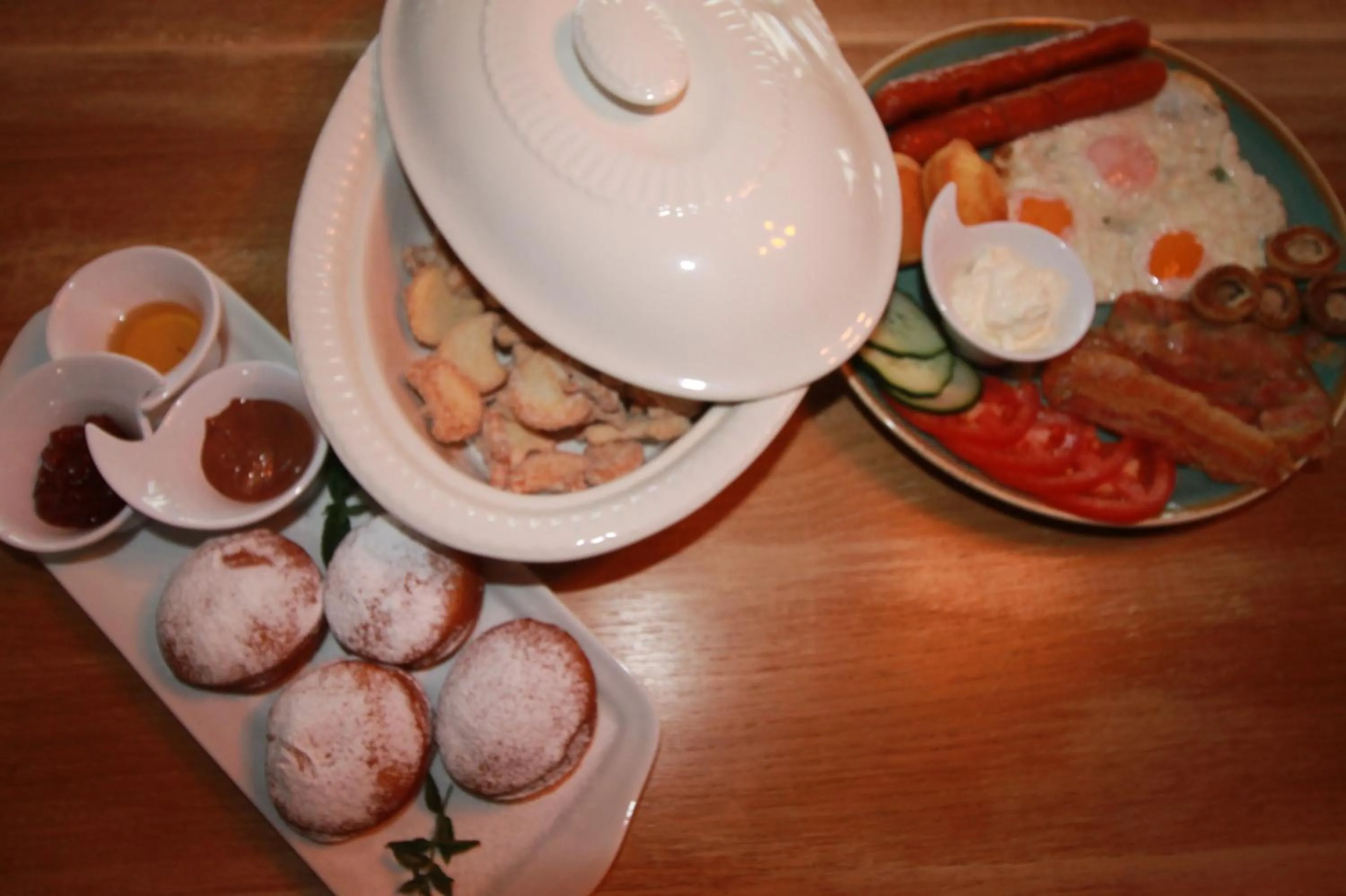 Food in Le Marc Guest house