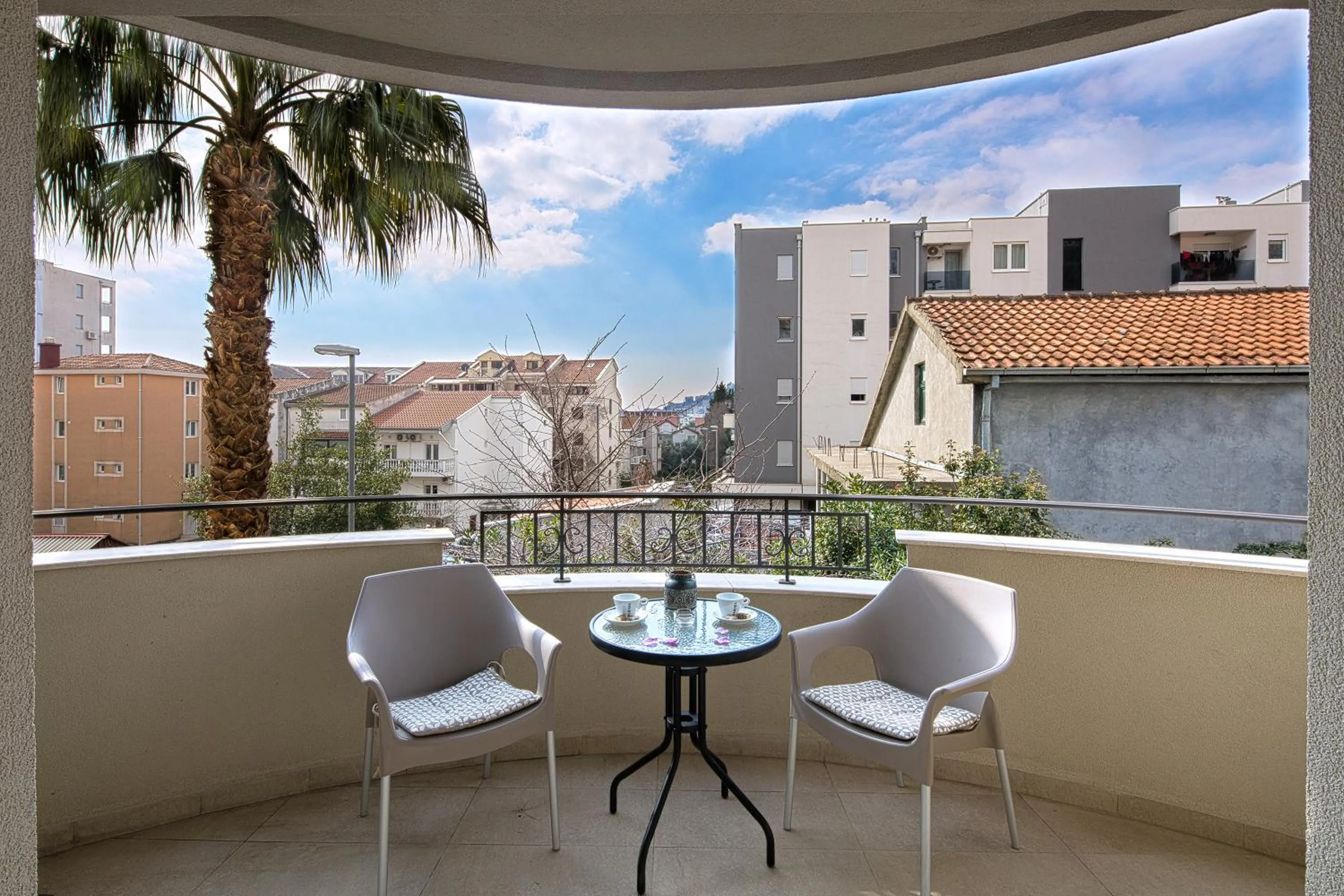 Balcony/Terrace in Le Marc Guest house