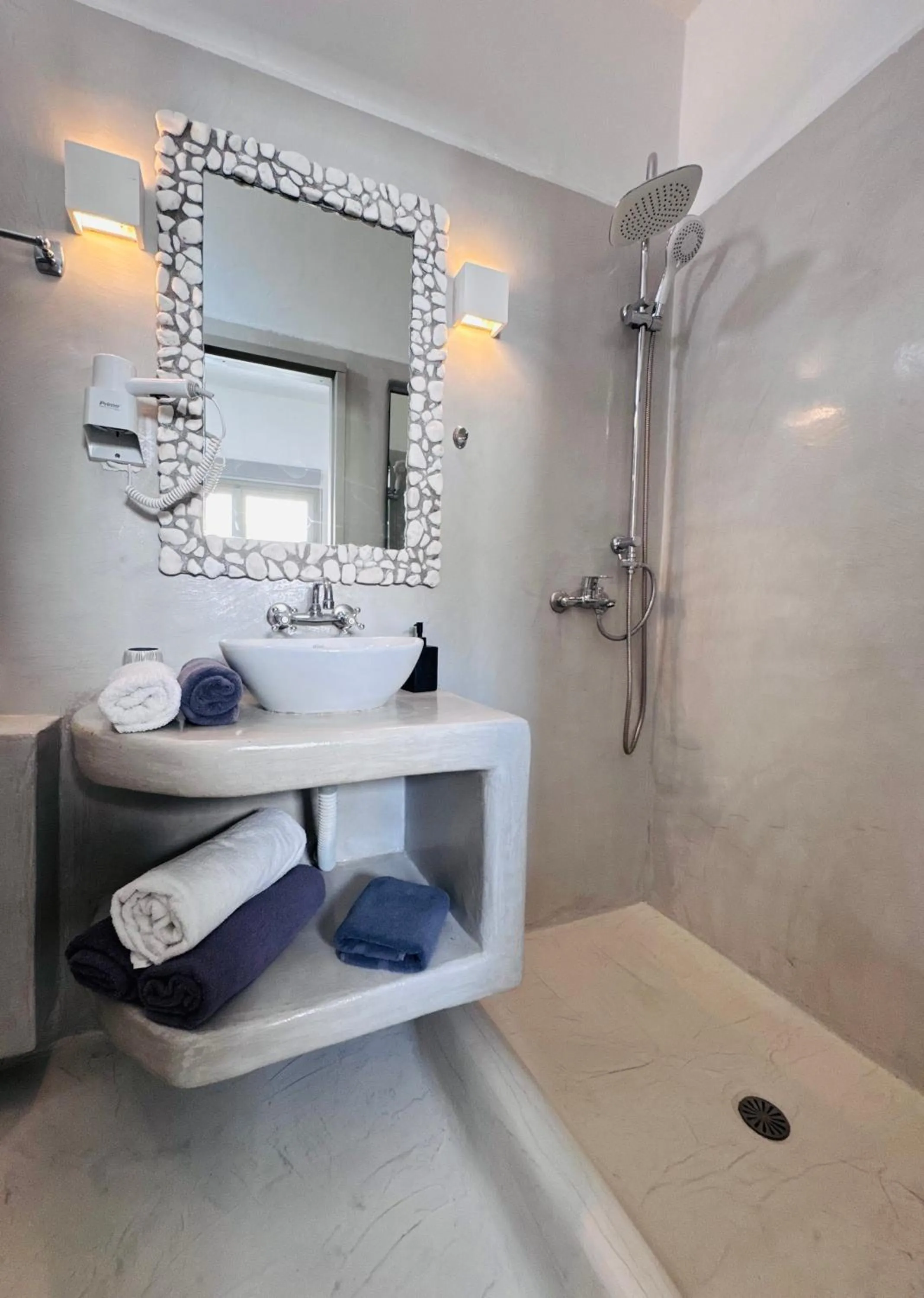 Kaleidoscope Cave Houses