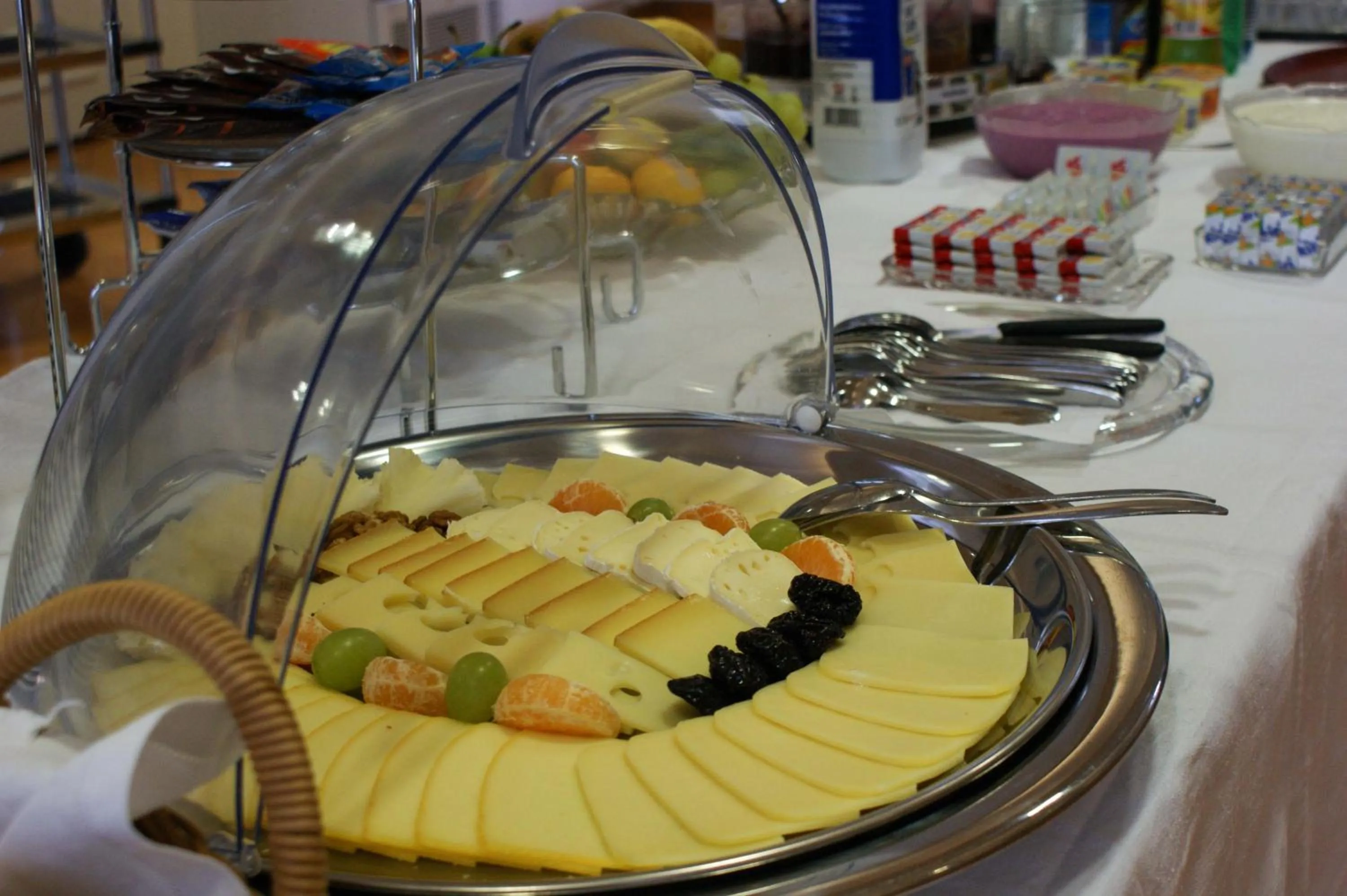 Buffet breakfast in Hostel Eckstein