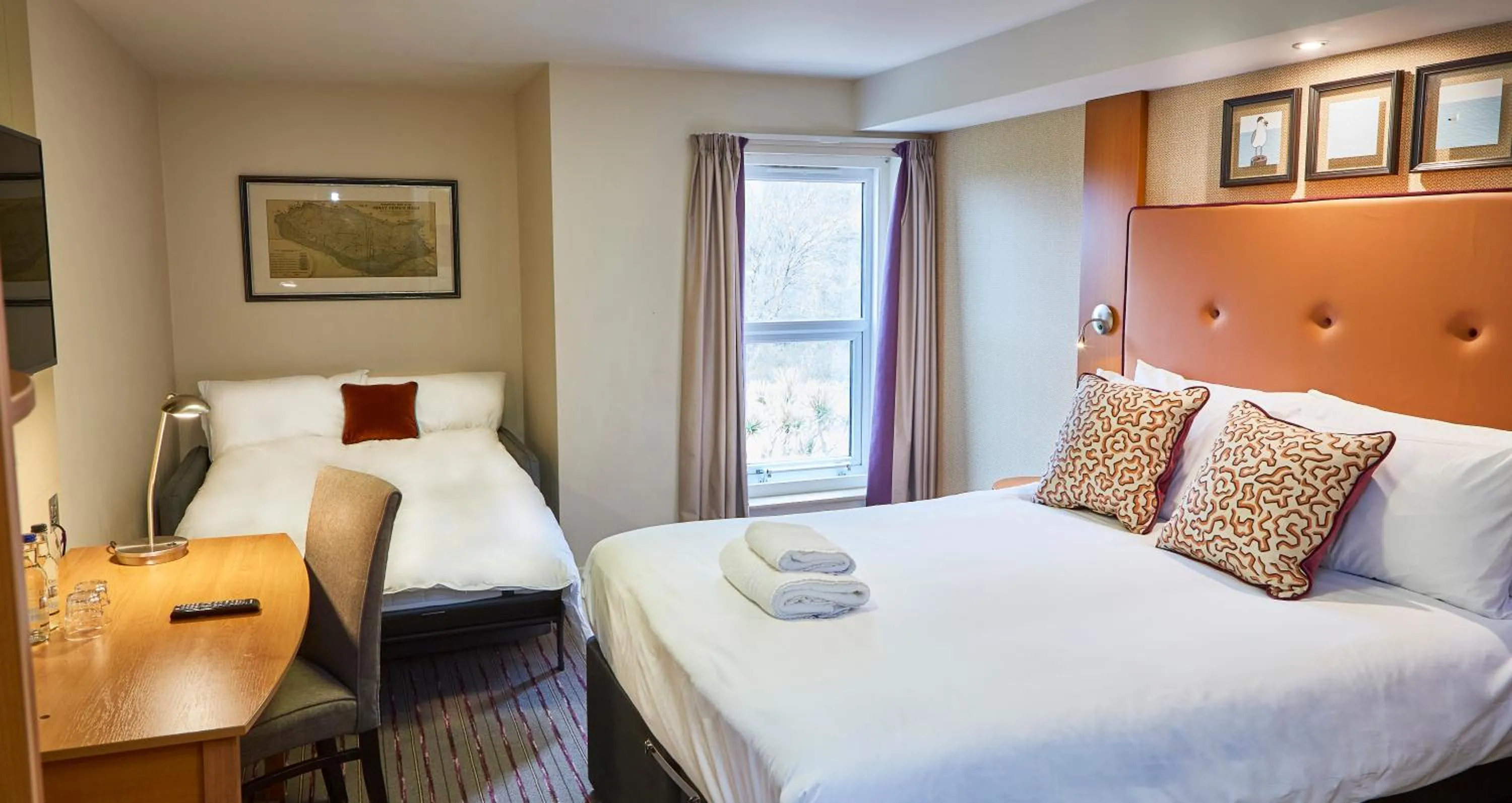 Bed in Craigside Manor