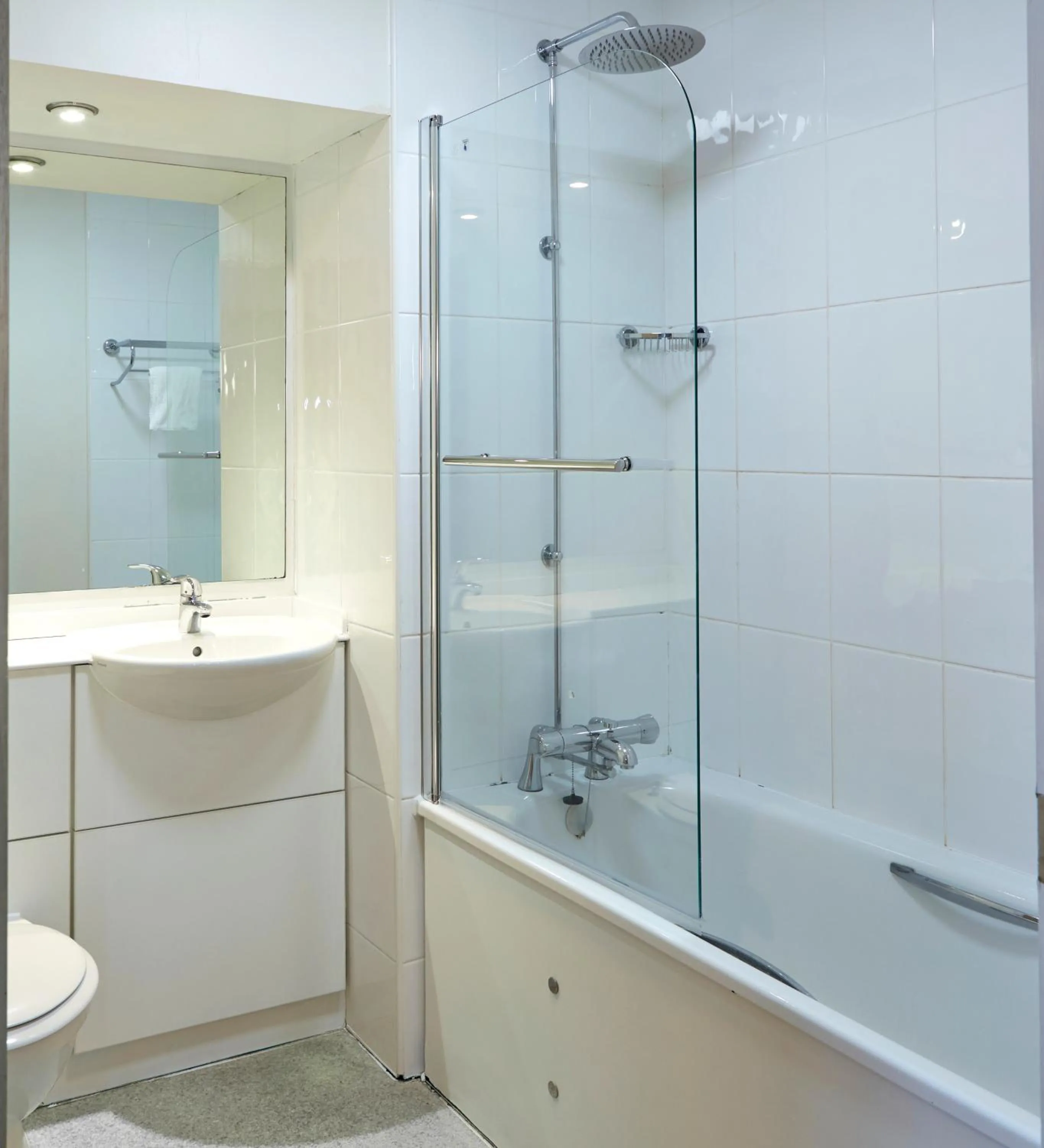Bathroom in Craigside Manor