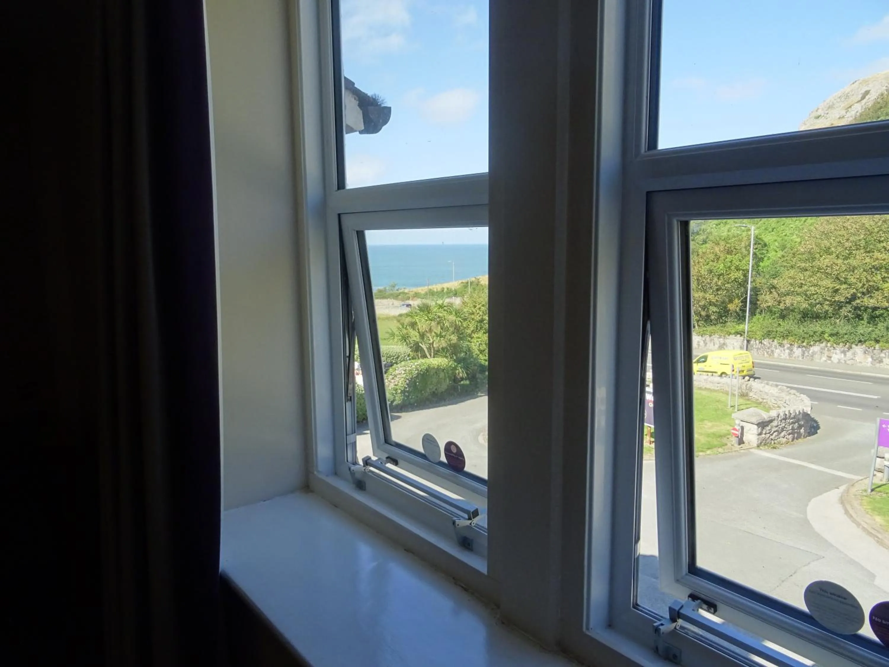 Sea view in Craigside Manor