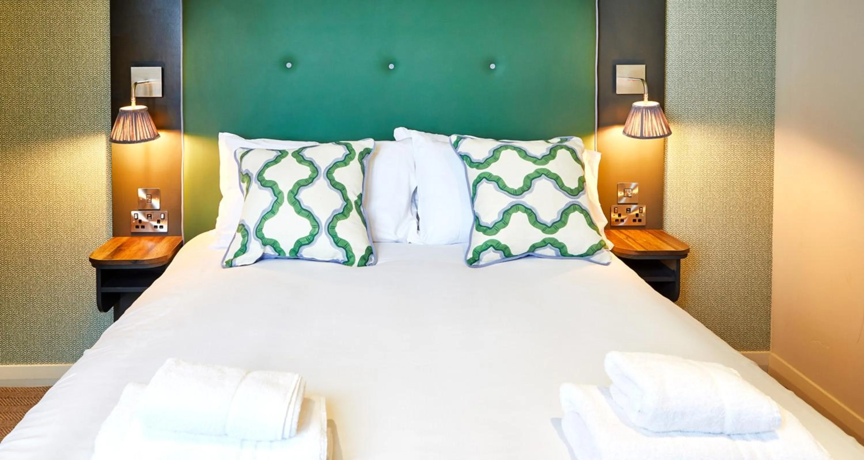 Bed in Craigside Manor