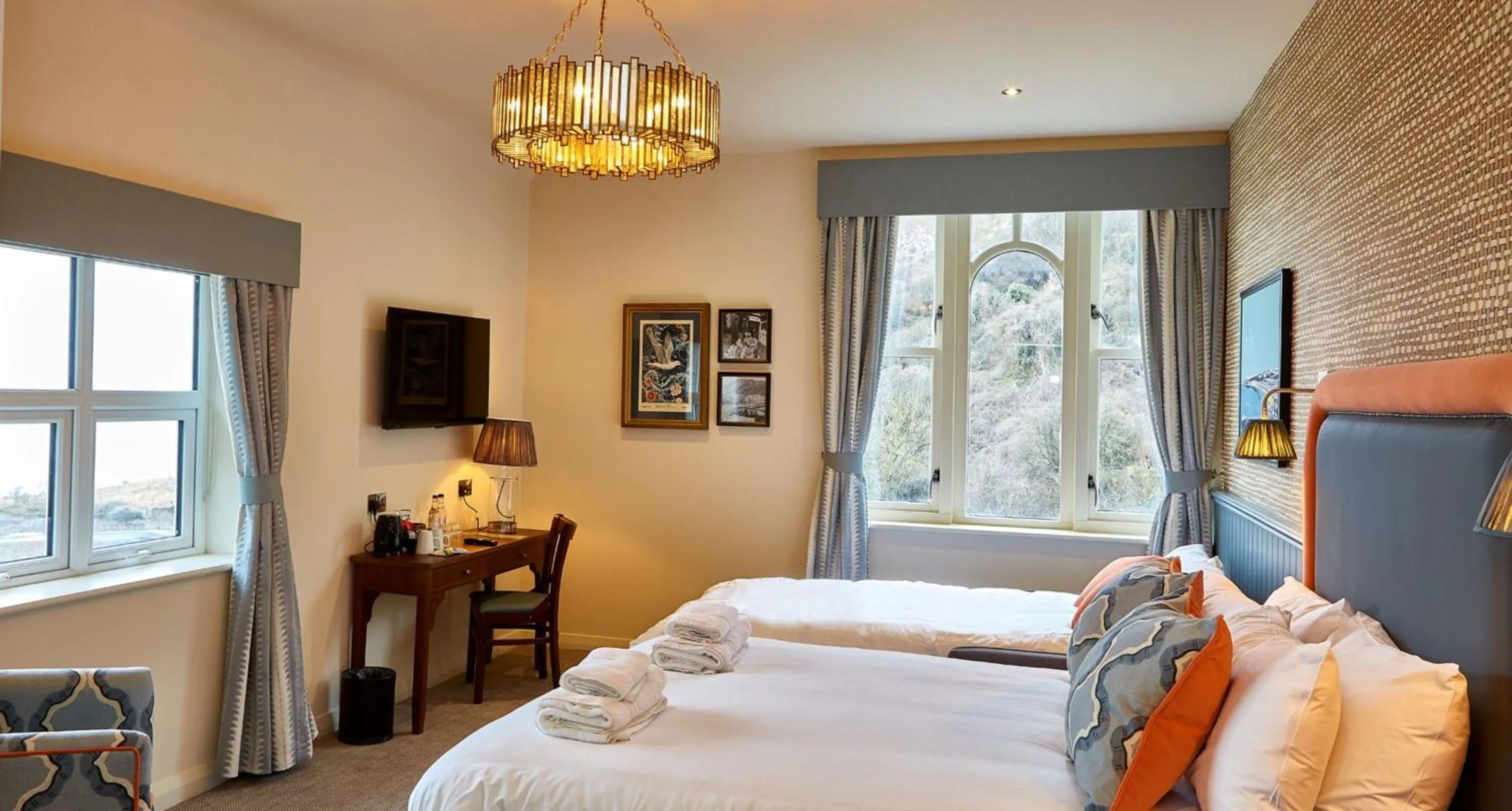 Bed in Craigside Manor