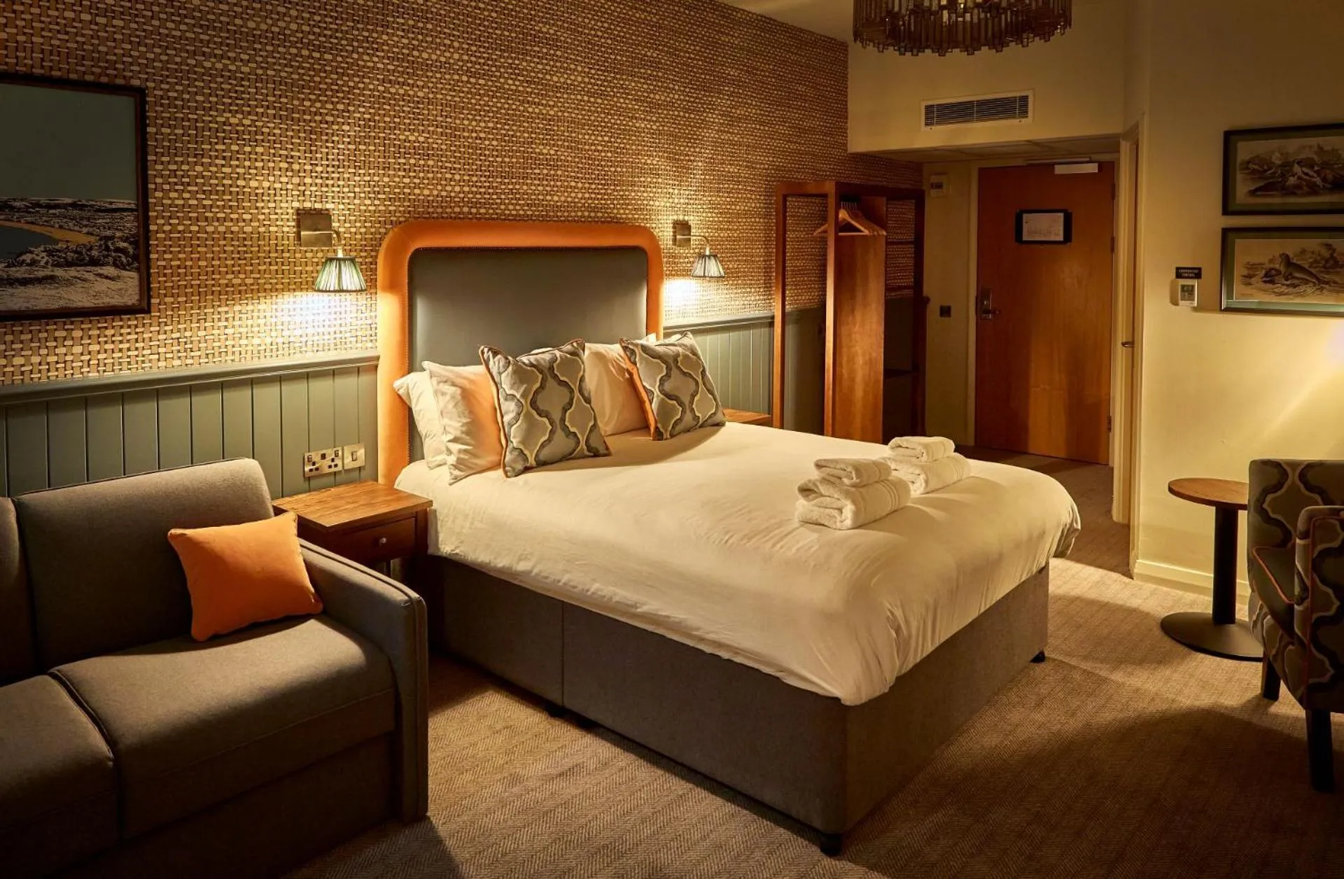 Bed in Craigside Manor