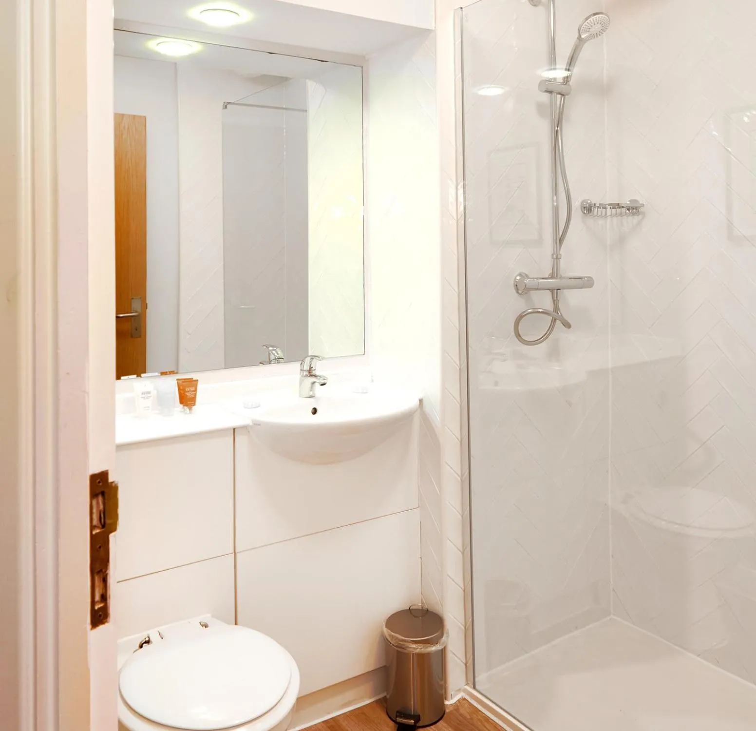 Shower in Craigside Manor