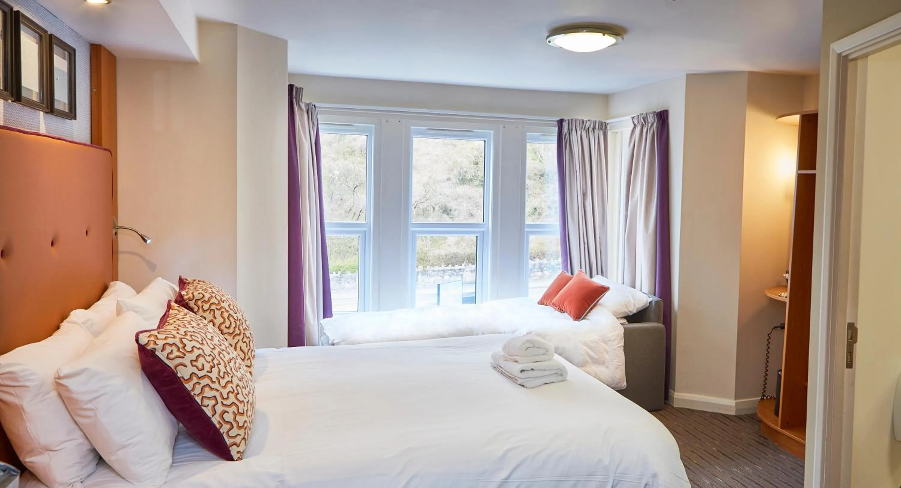 Bed in Craigside Manor