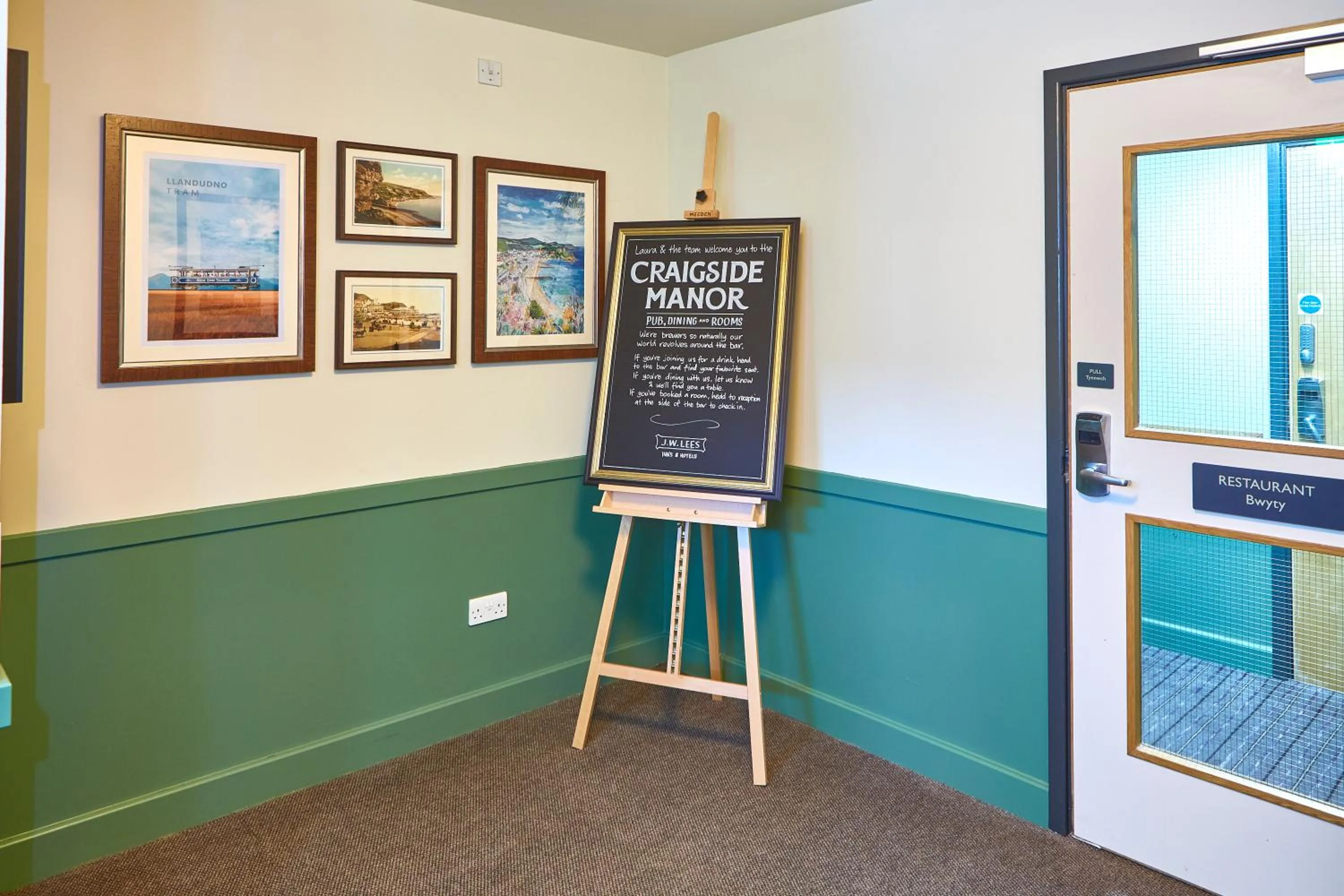 Lobby or reception in Craigside Manor