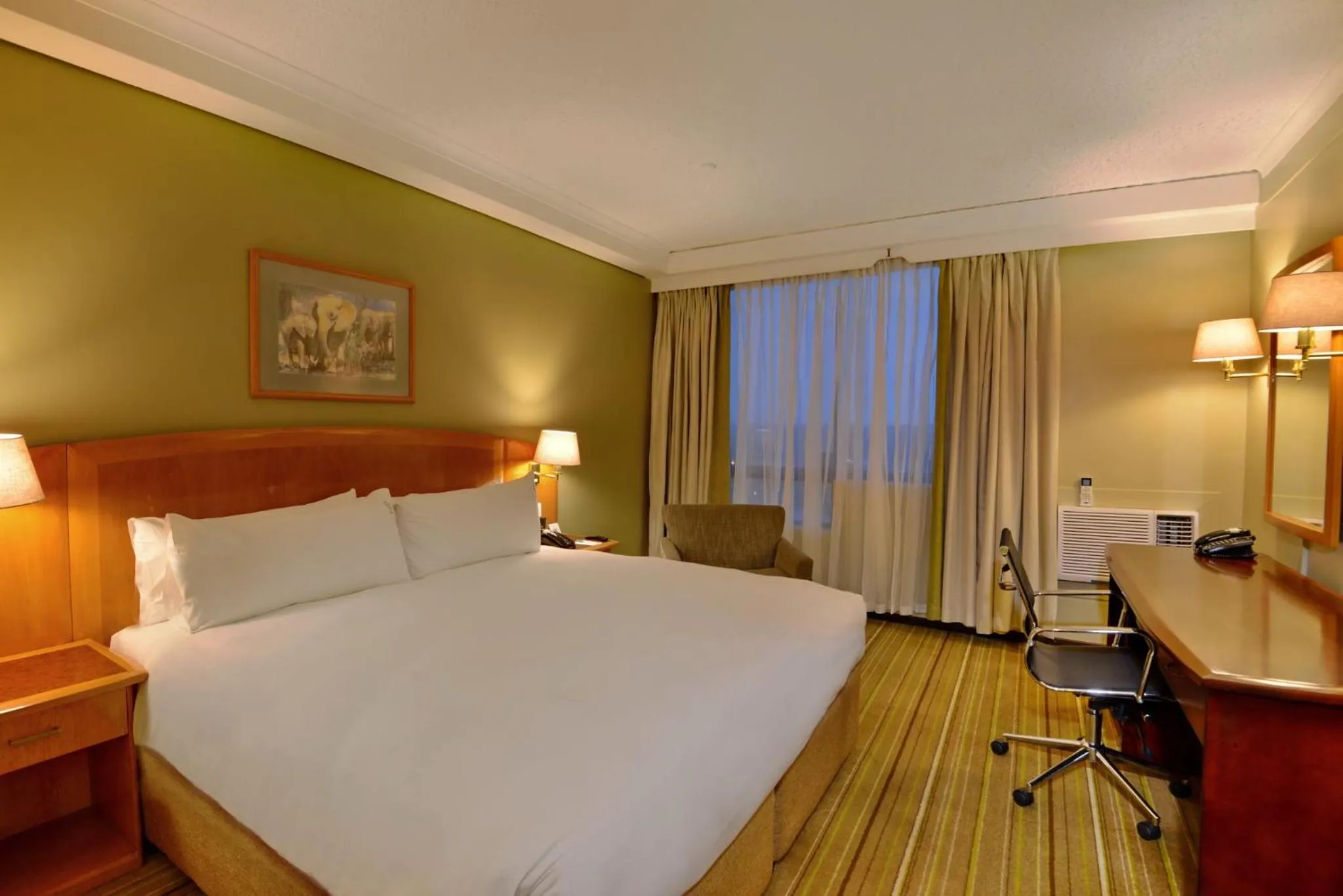 Photo of the whole room in Holiday Inn - Harare by IHG