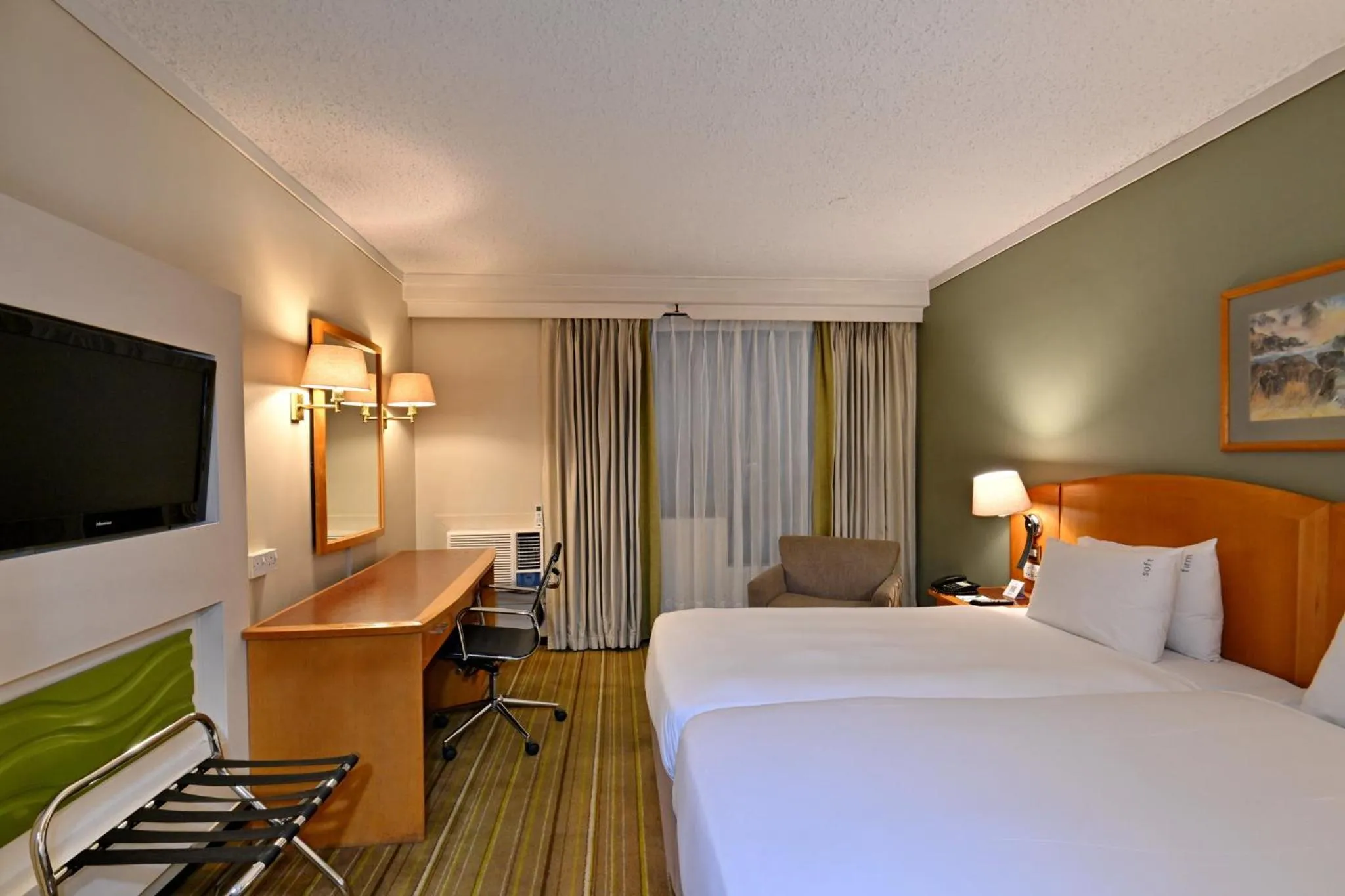 Photo of the whole room in Holiday Inn - Harare by IHG