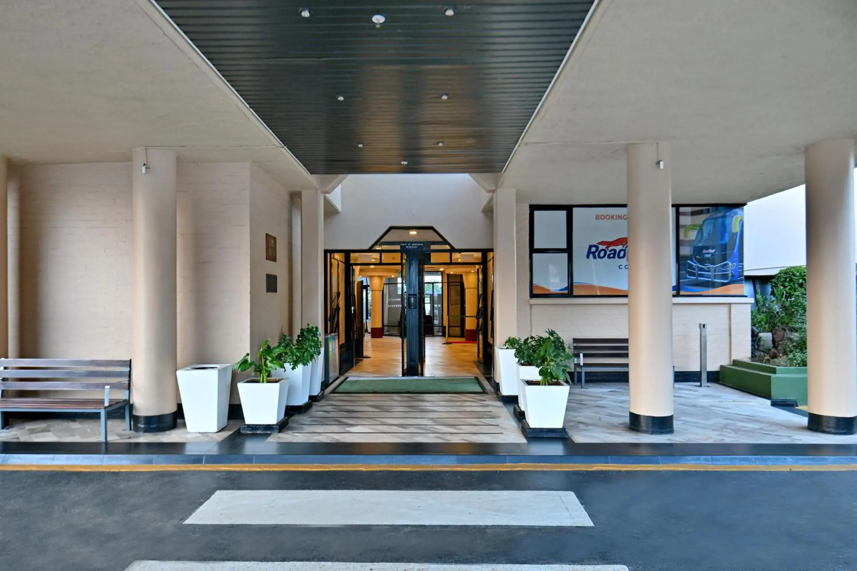 Facade/entrance in Holiday Inn - Harare by IHG Facade/entrance in Holiday Inn - Harare by IHG