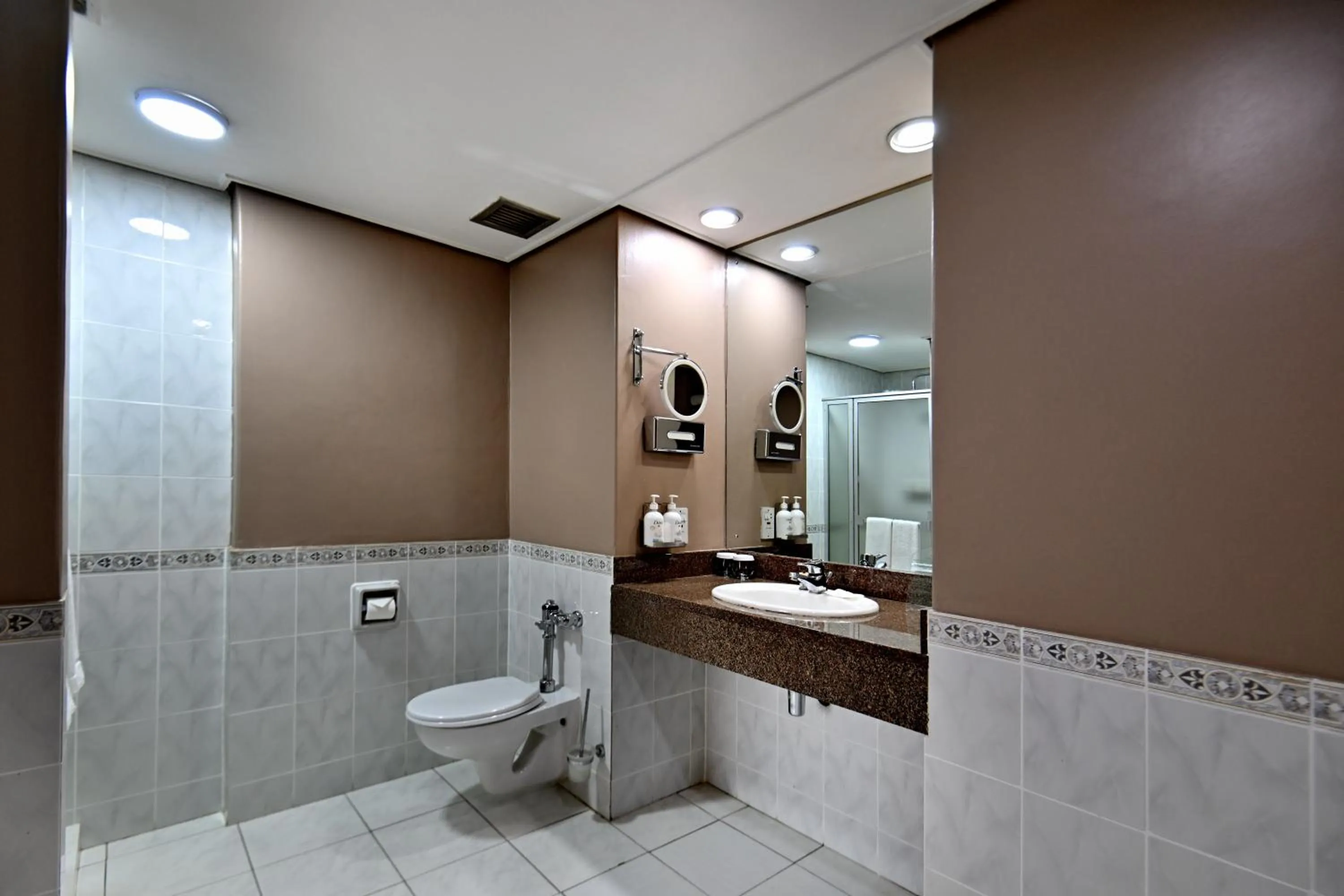 Bathroom in Holiday Inn - Harare by IHG