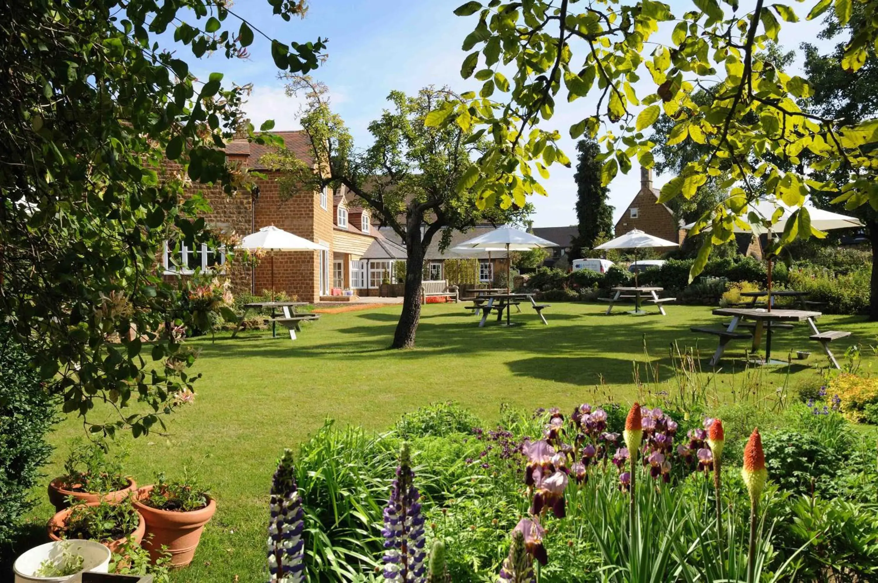 Garden, Property Building in The Howard Arms
