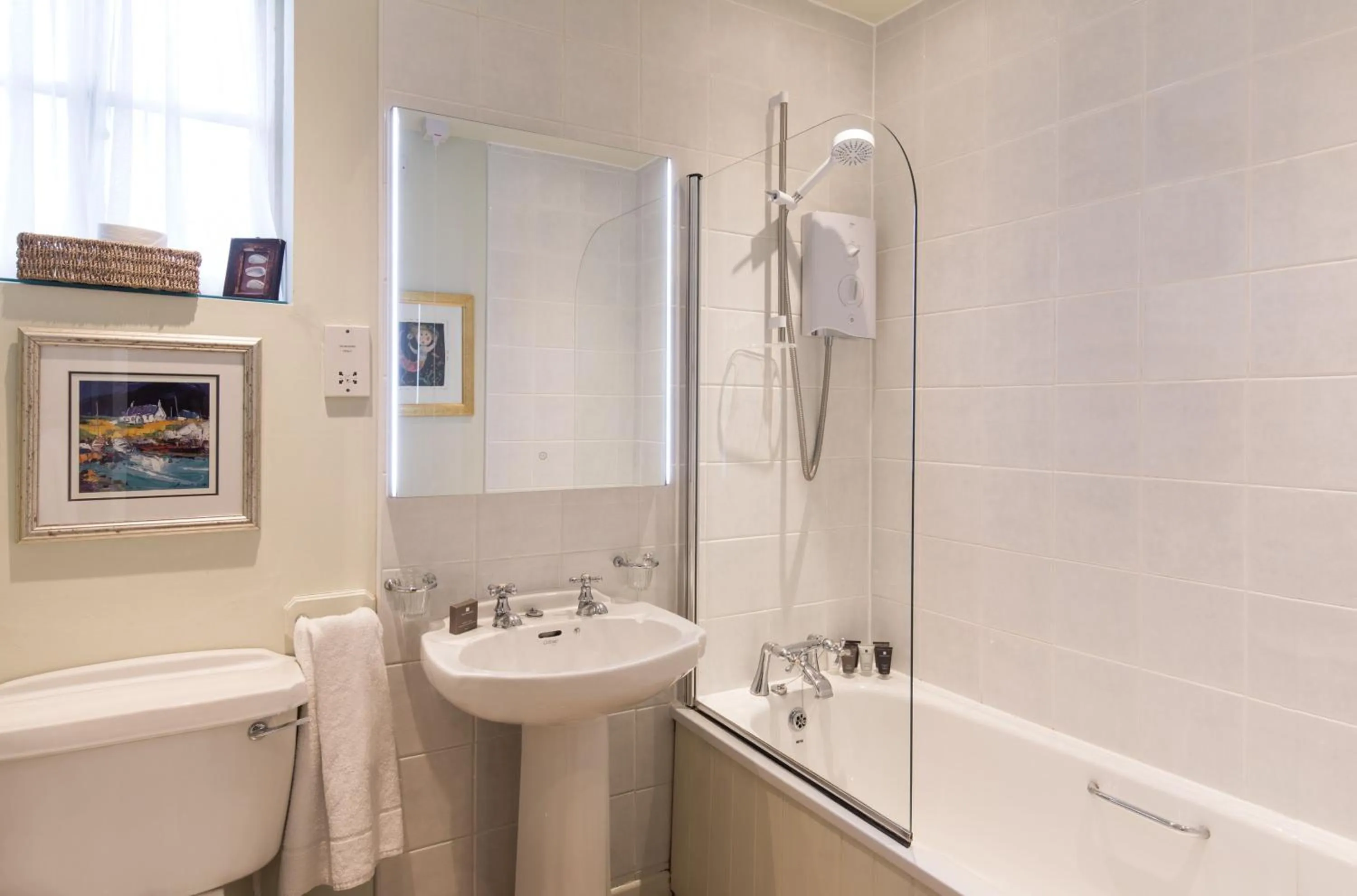 Bathroom in The Howard Arms