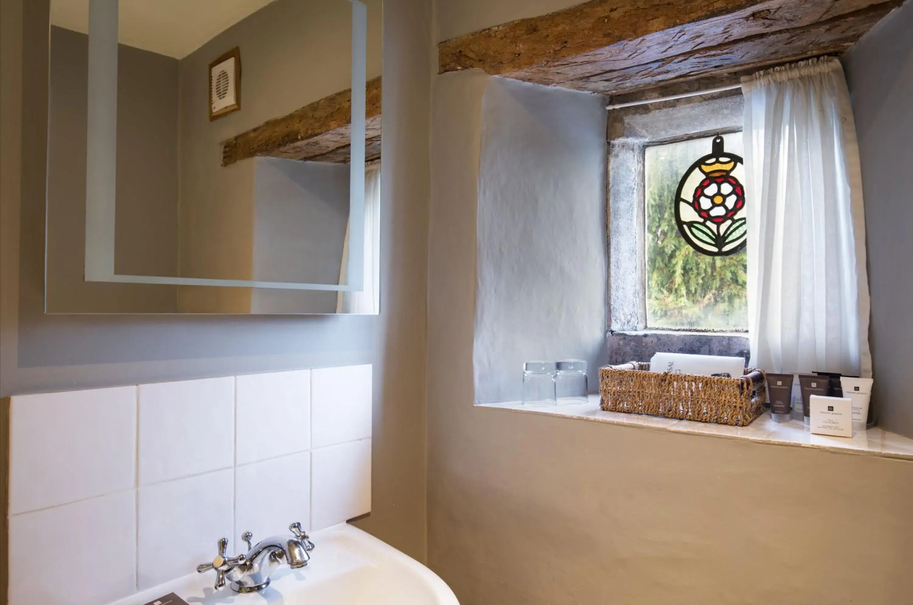 Bathroom in The Howard Arms
