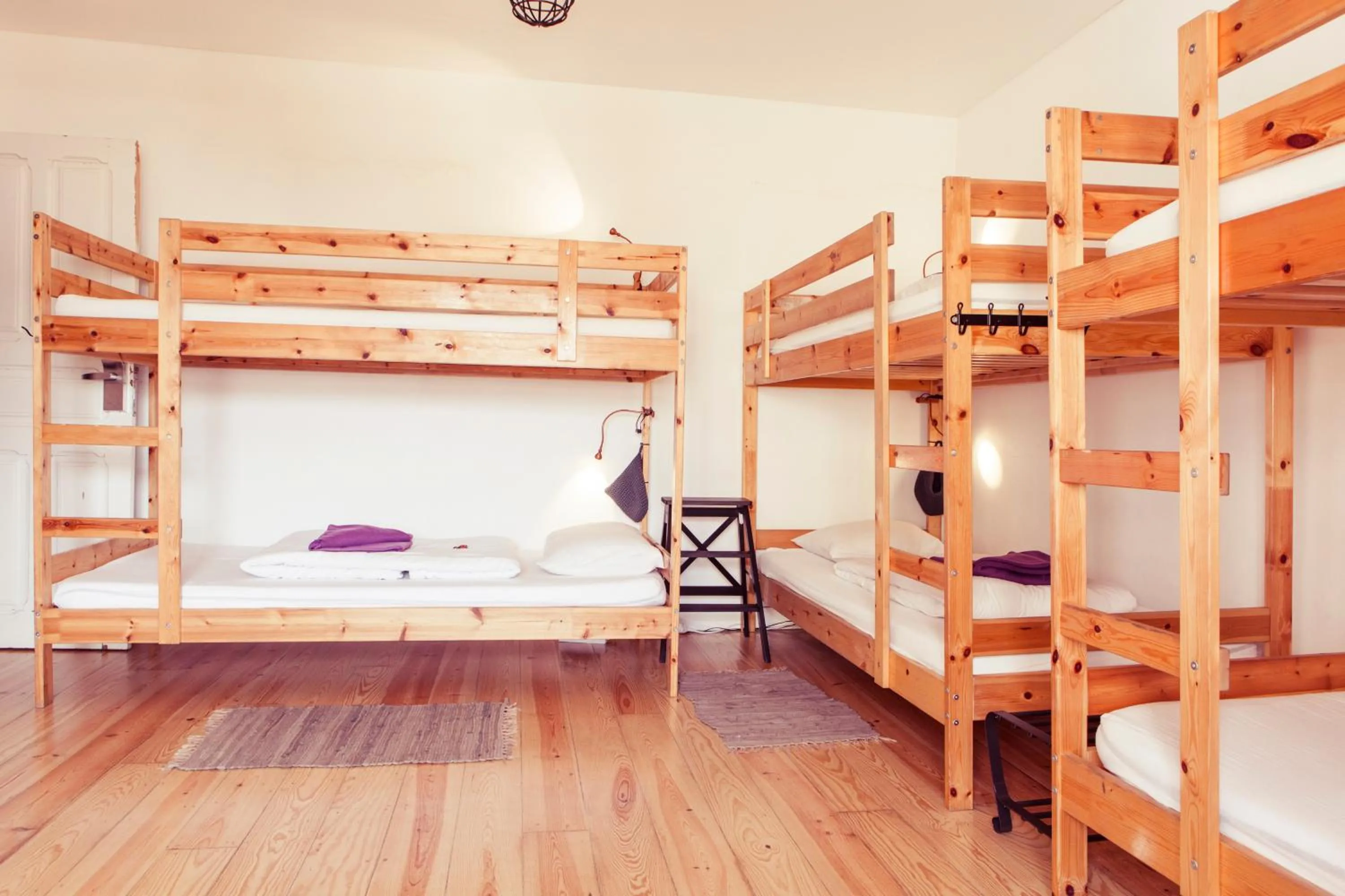 Bedroom, Bed in Lisbon Chillout Hostel