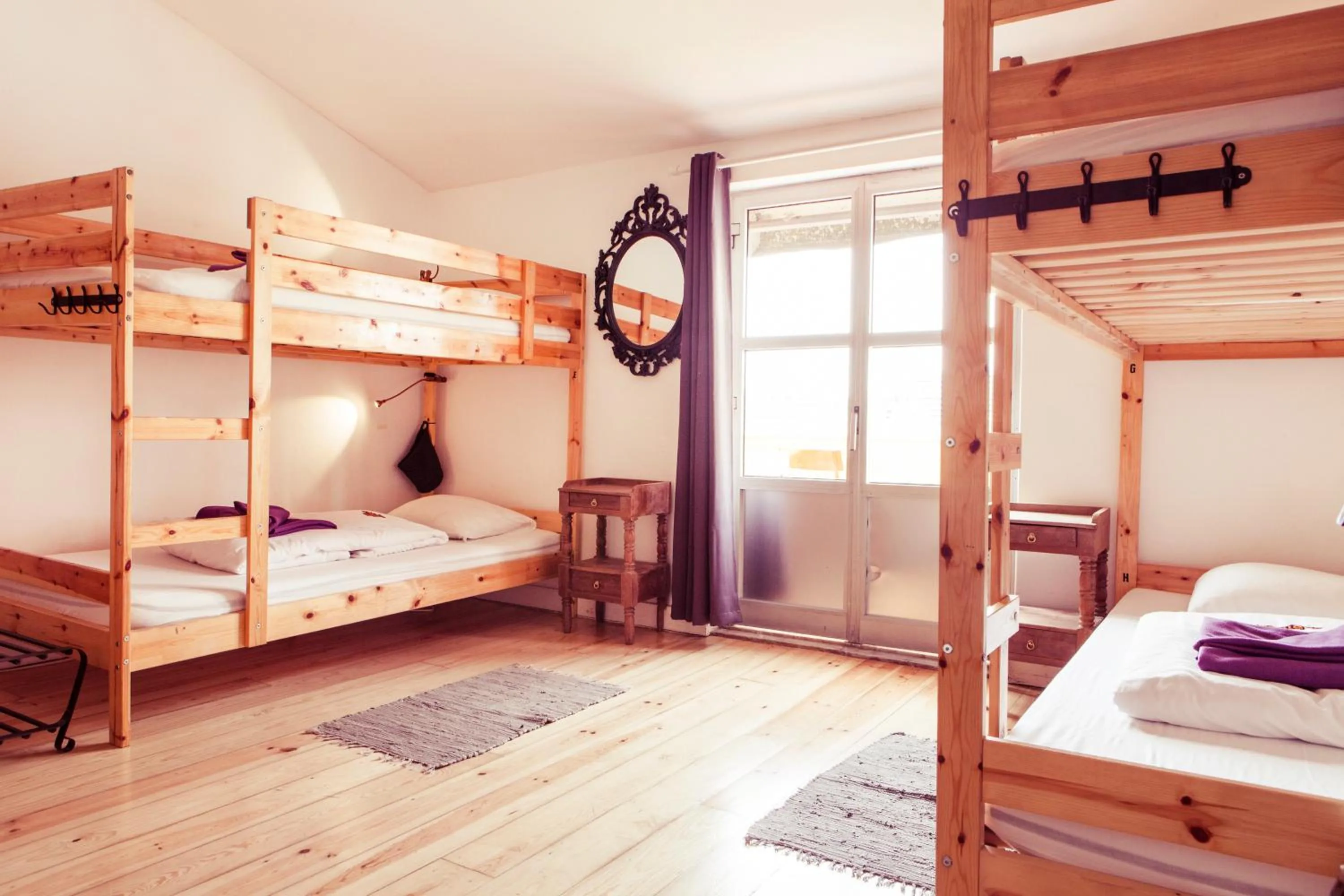 Bedroom, Bed in Lisbon Chillout Hostel