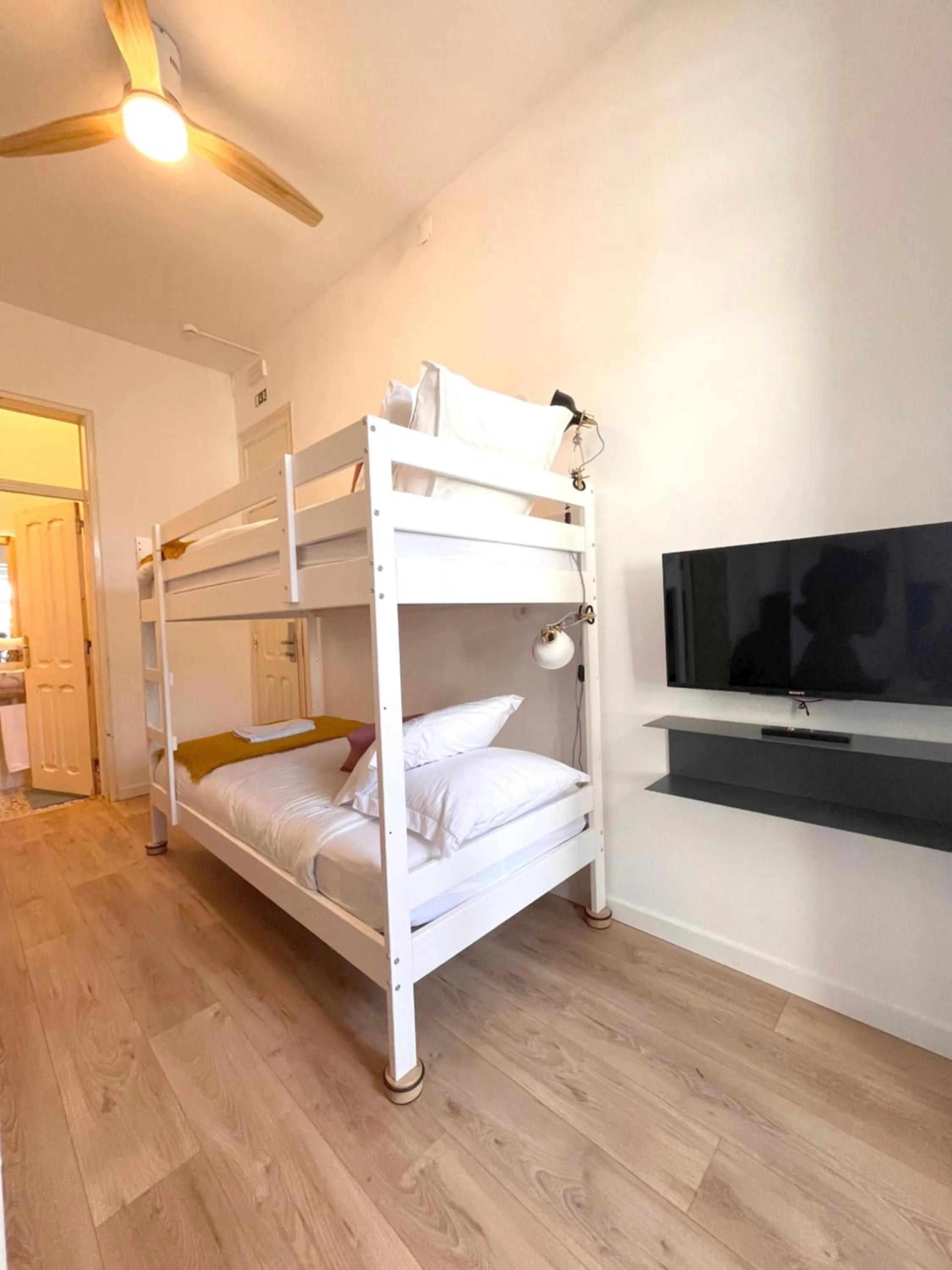 Bed in Lisbon Chillout Hostel