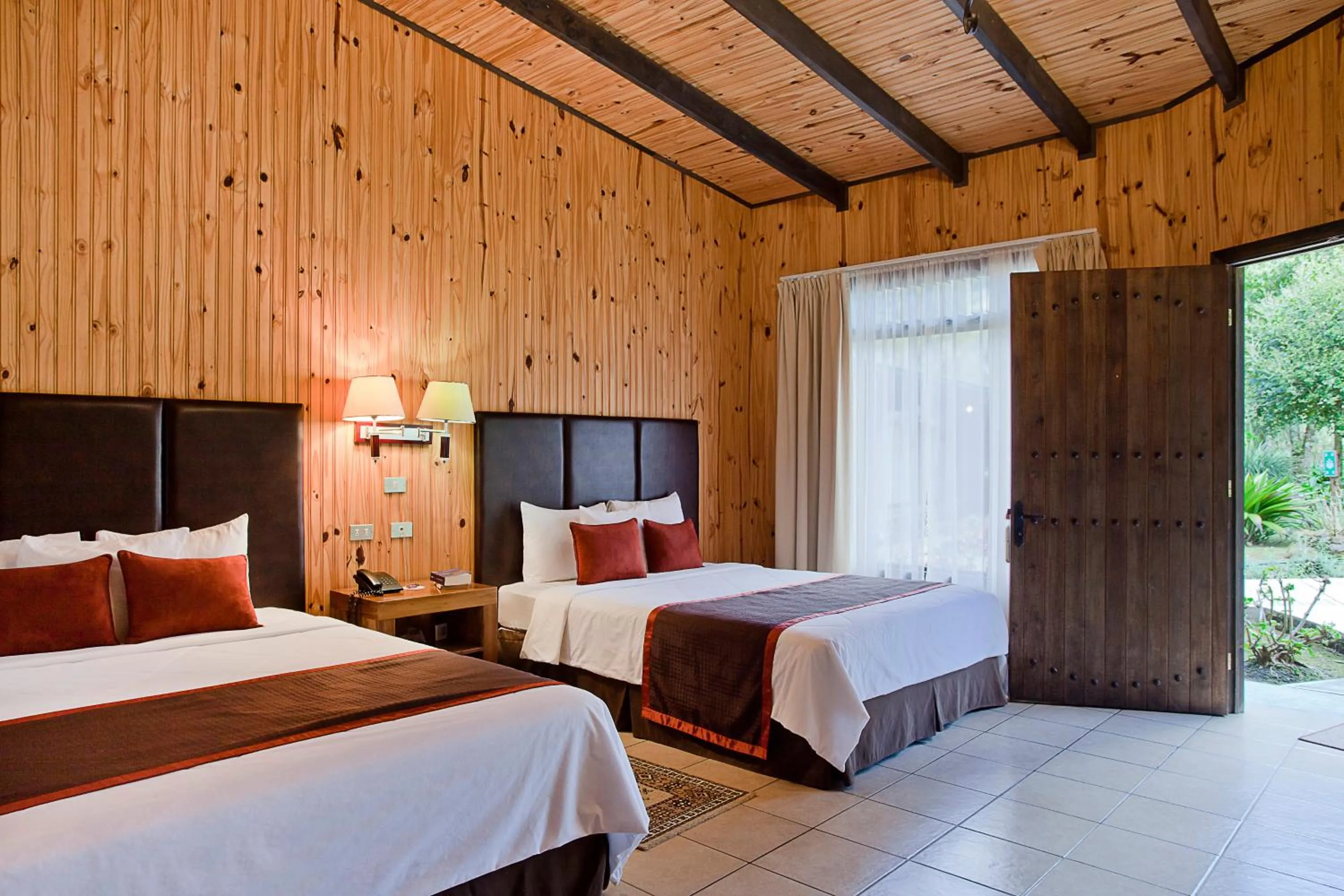 Property building, Bed in Savegre Hotel Natural Reserve & Spa