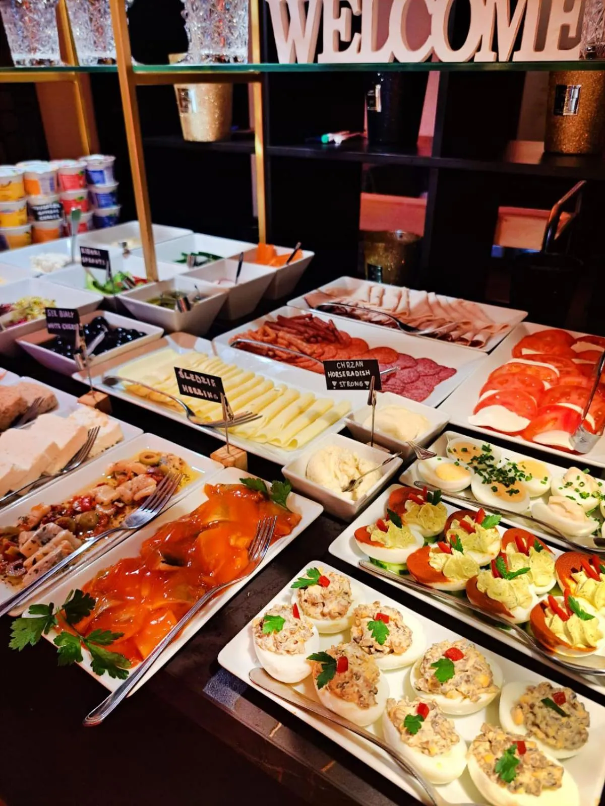 Breakfast in Pollera