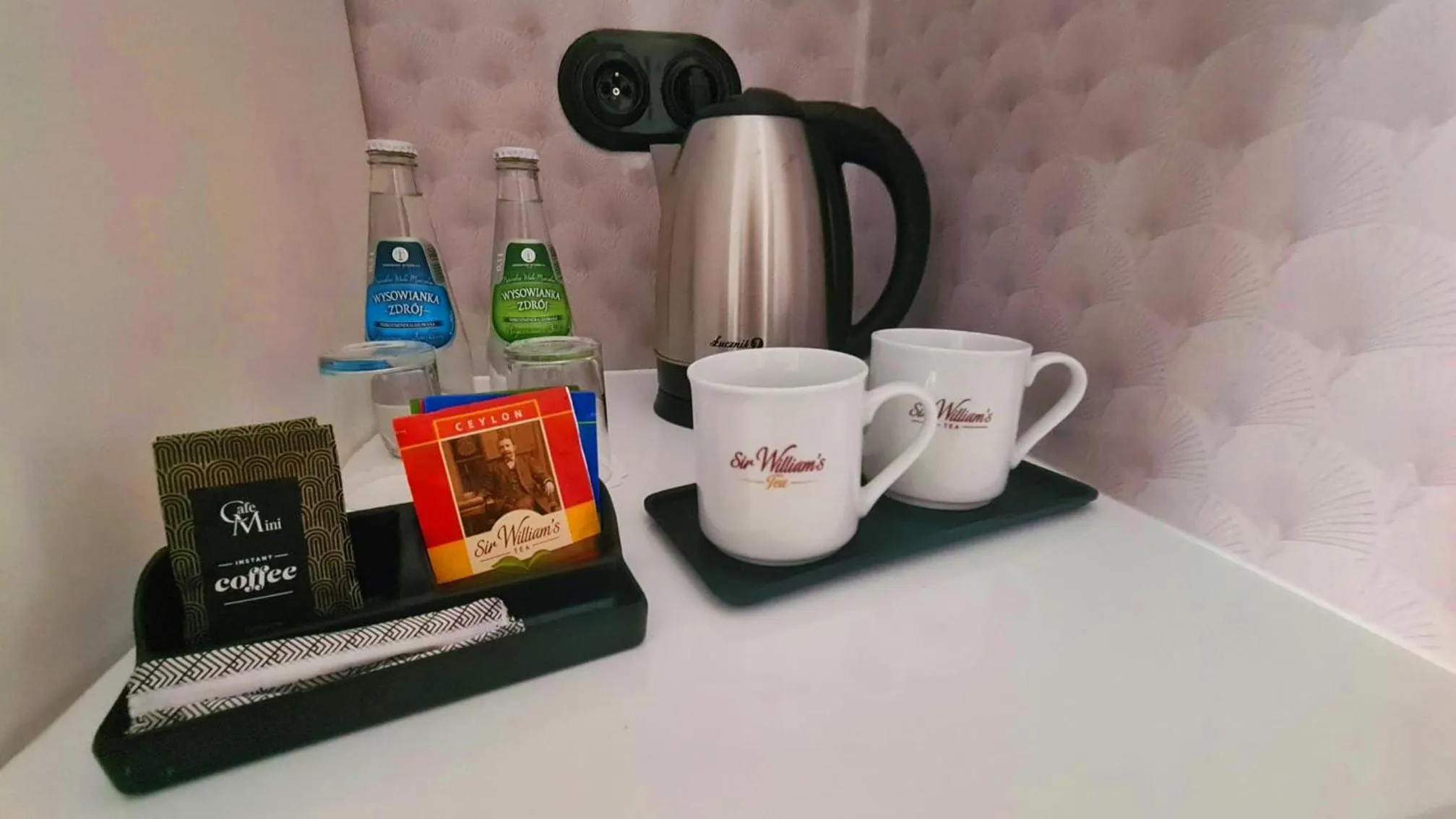 Coffee/tea facilities in Pollera