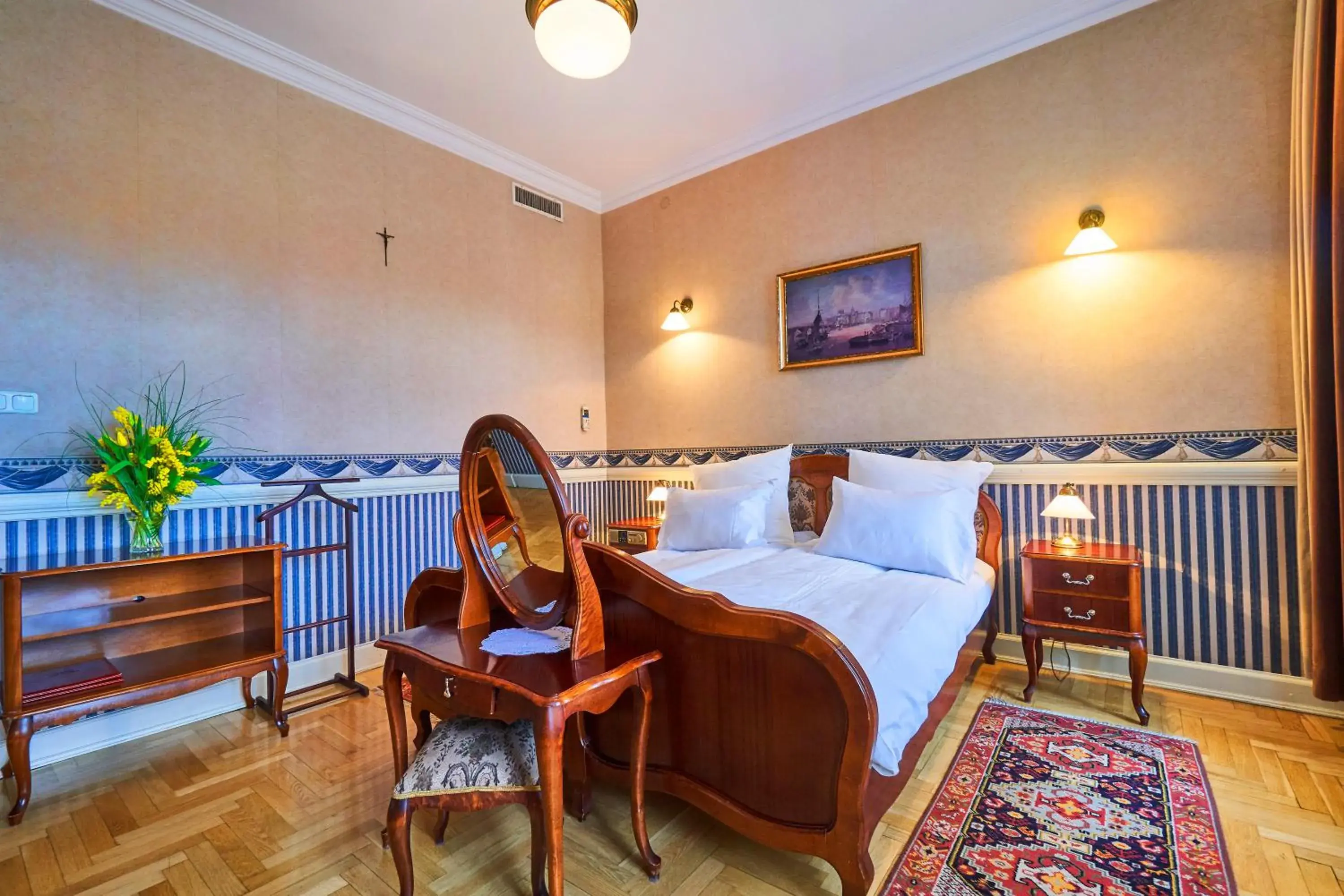 Deluxe Double Room with Air-conditioning in Pollera Deluxe Double Room with Air-conditioning in Pollera