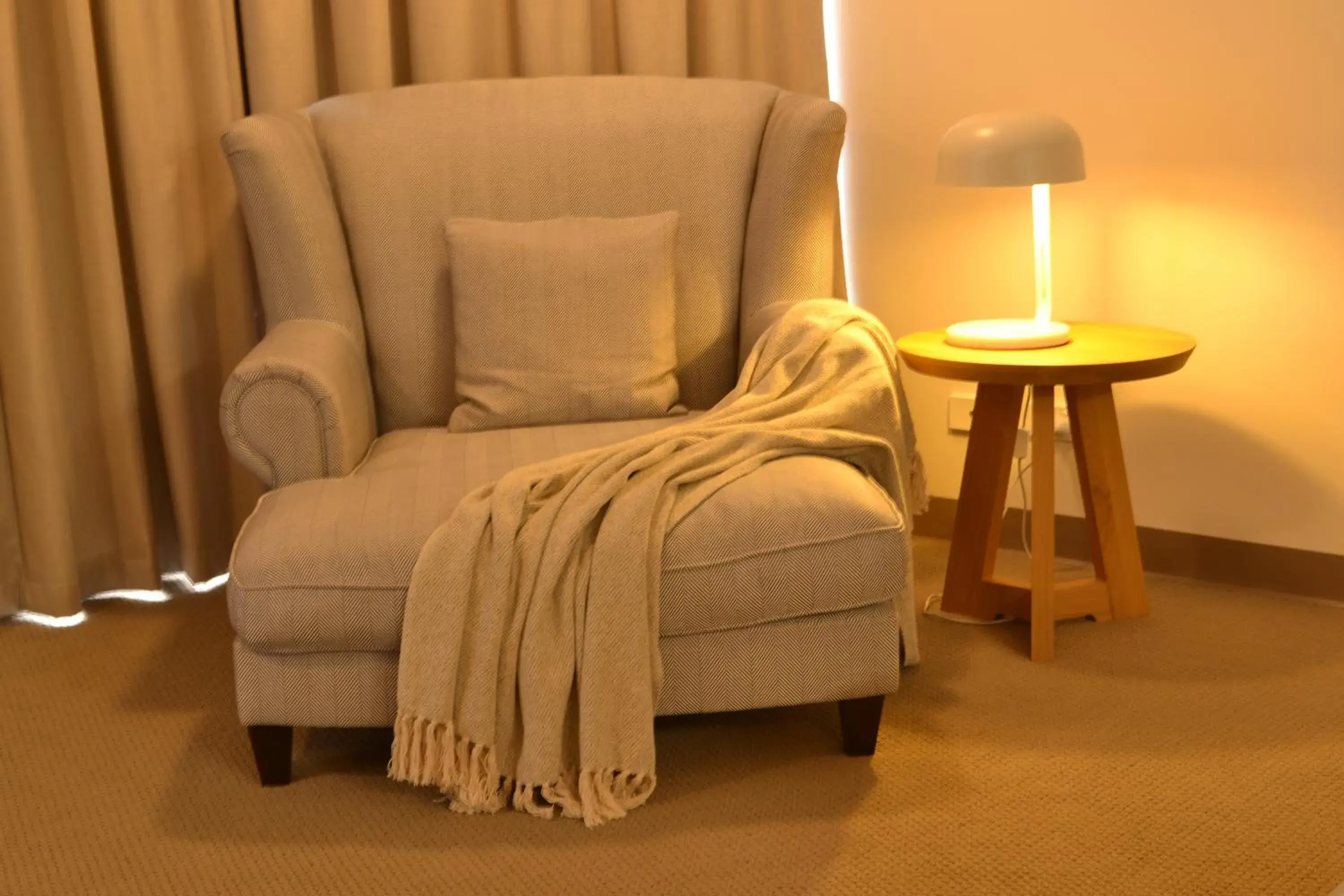 Living room in Hillcrest Apartment Hotel (formerly Central Hillcrest Apartments) Living room in Hillcrest Apartment Hotel (formerly Central Hillcrest Apartments)