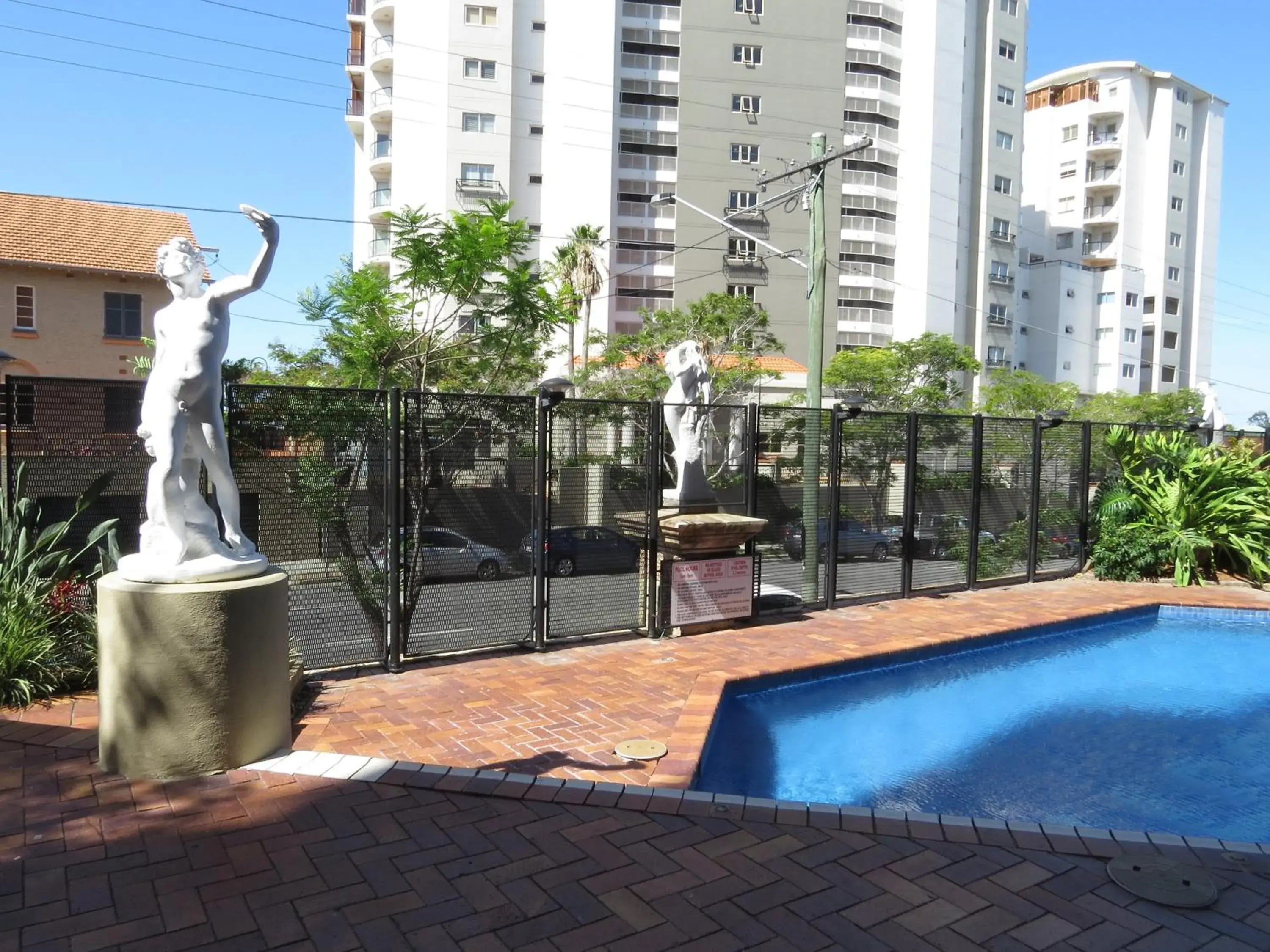 View (from property/room) in Hillcrest Apartment Hotel (formerly Central Hillcrest Apartments) View (from property/room) in Hillcrest Apartment Hotel (formerly Central Hillcrest Apartments)