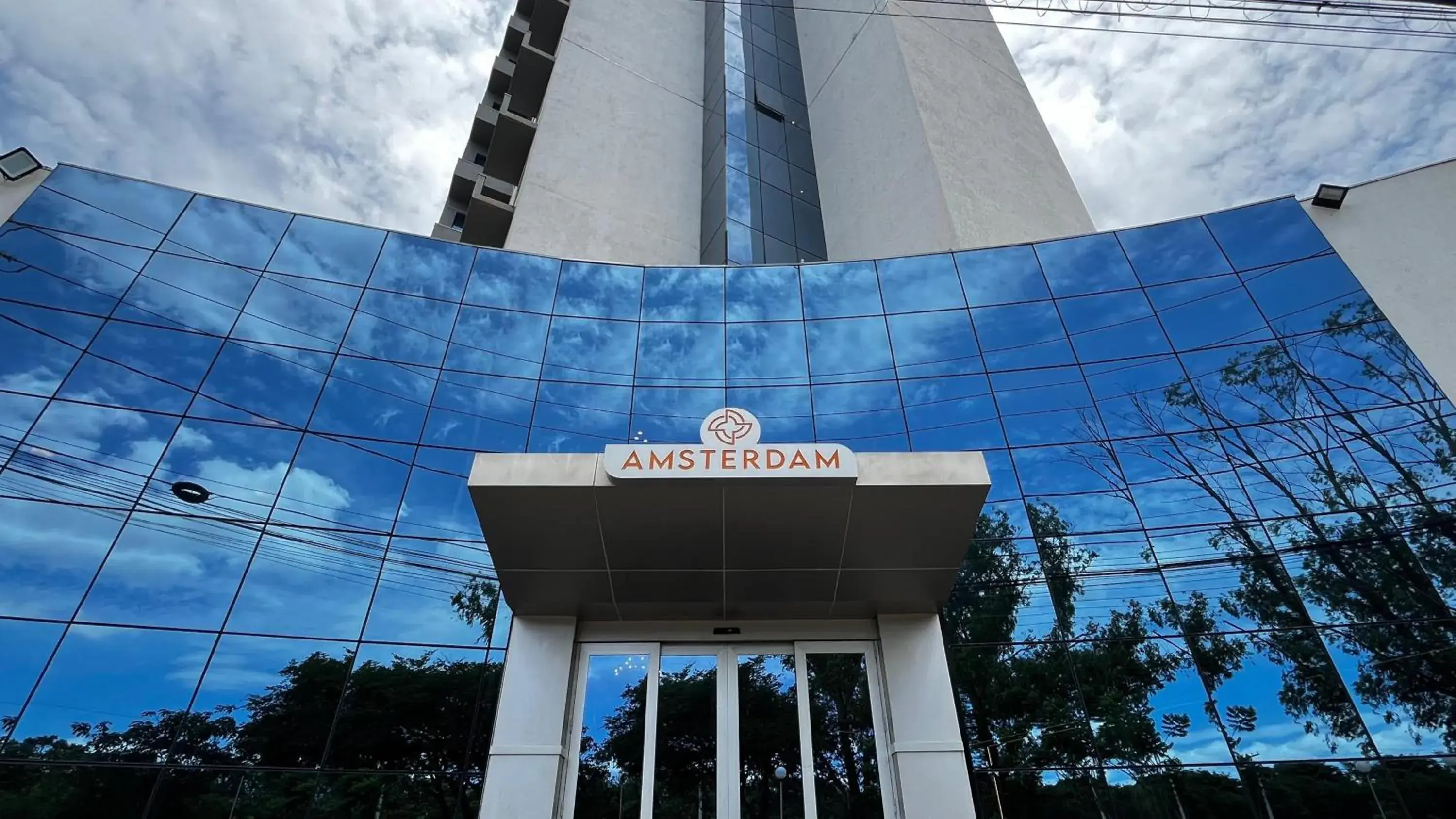 Property building in Hotel Amsterdam Montes Claros Property building in Hotel Amsterdam Montes Claros