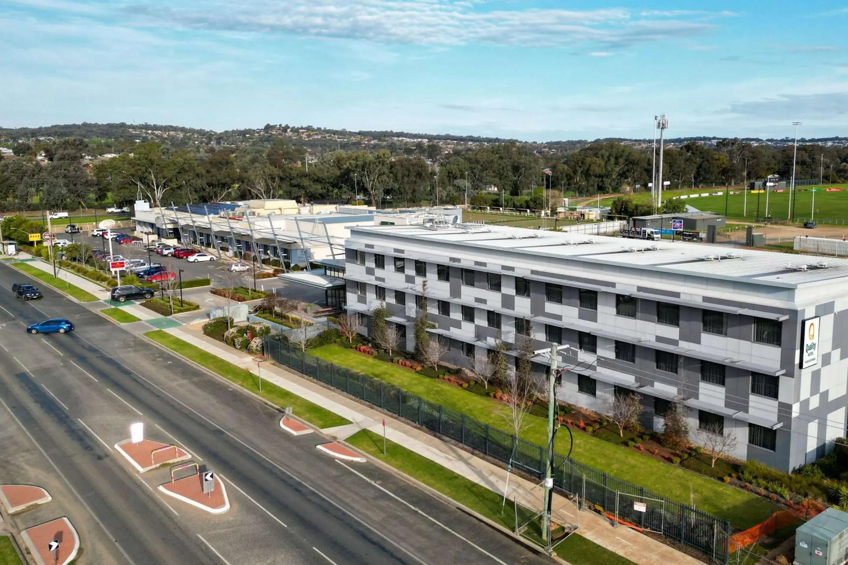 Property building in Quality Hotel Rules Club Wagga Property building in Quality Hotel Rules Club Wagga