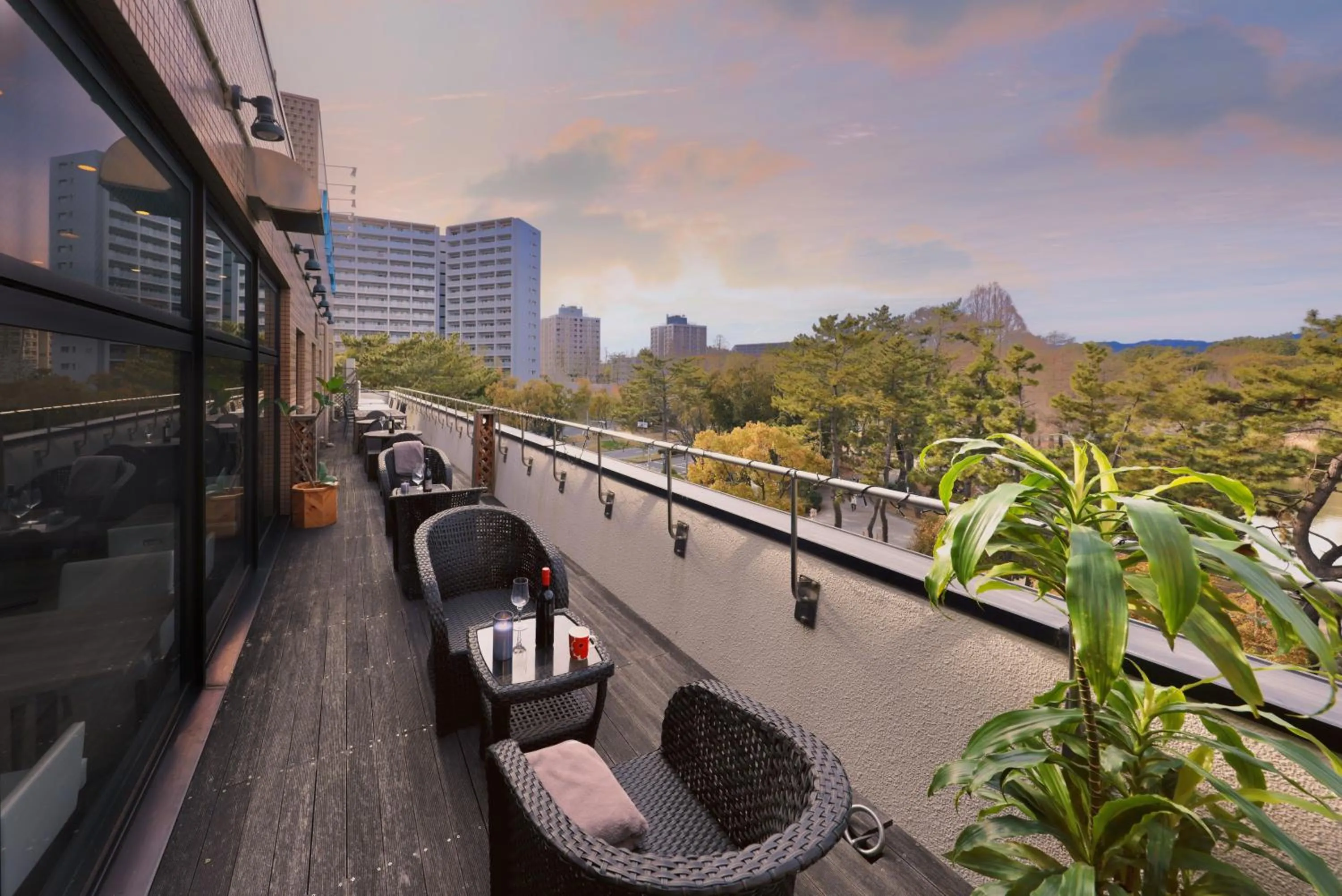 Restaurant/places to eat in Minamisenri Crystal Hotel