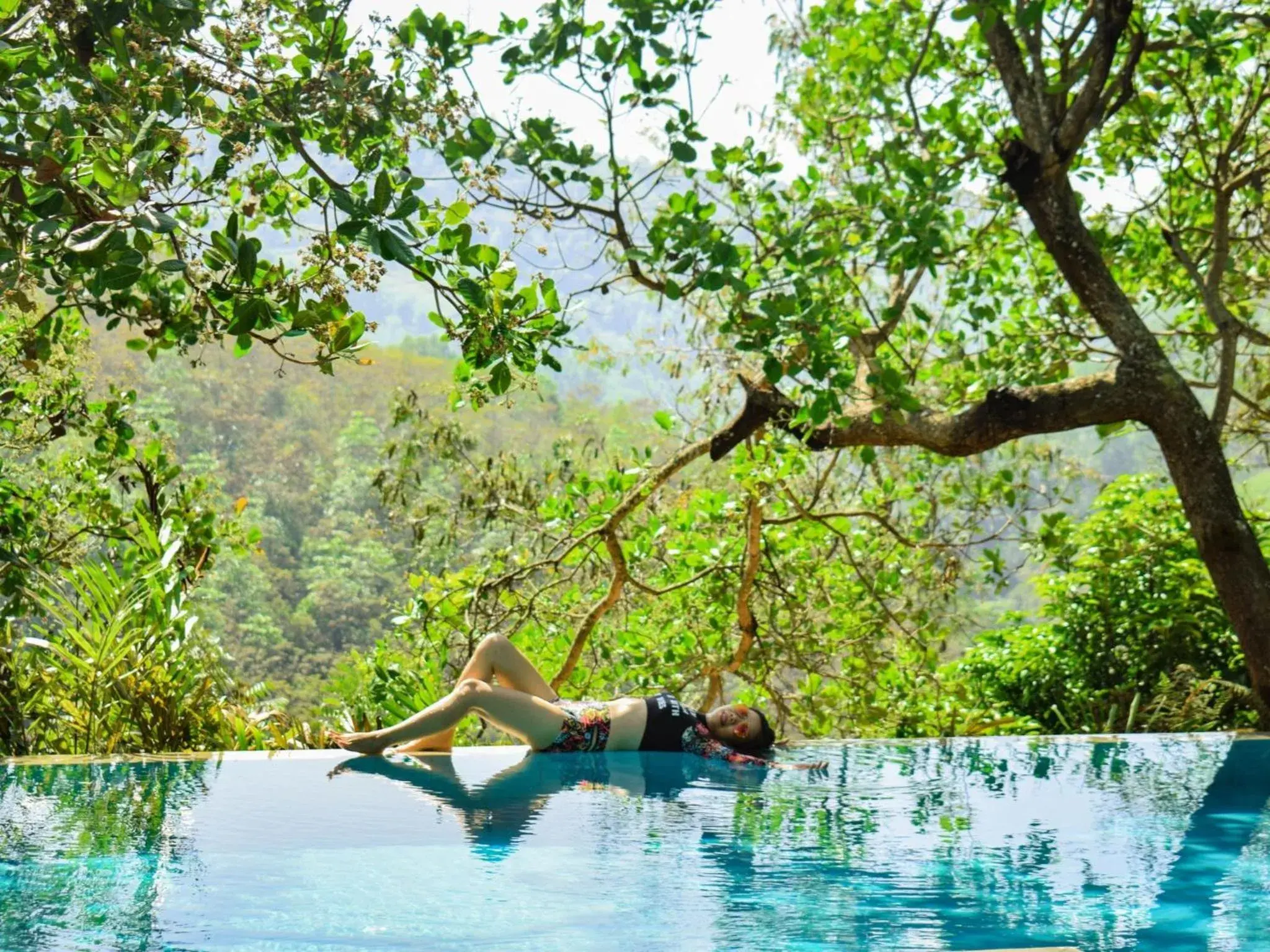 Swimming pool in Aqua Dunhinda Villa Swimming pool in Aqua Dunhinda Villa