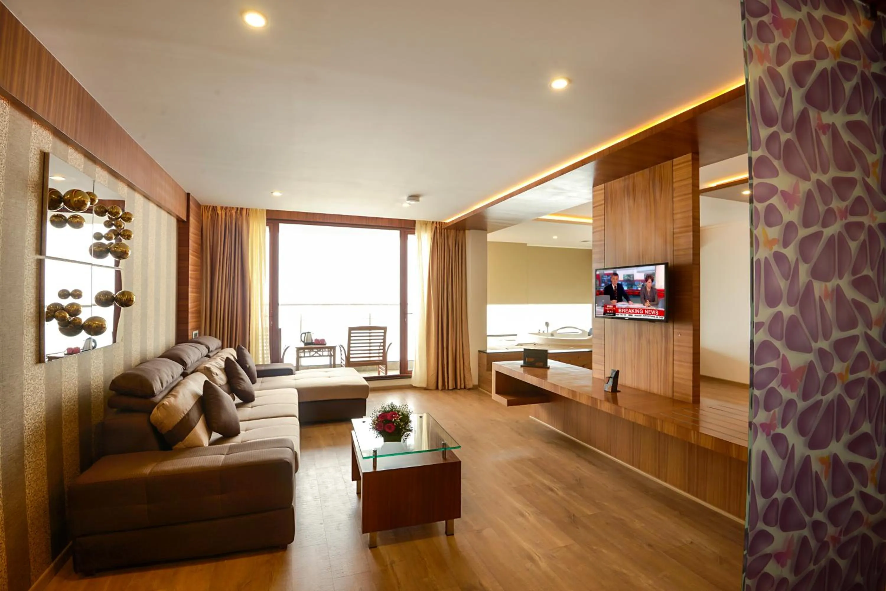 Living room in Amber Dale Luxury Hotel & Spa, Munnar