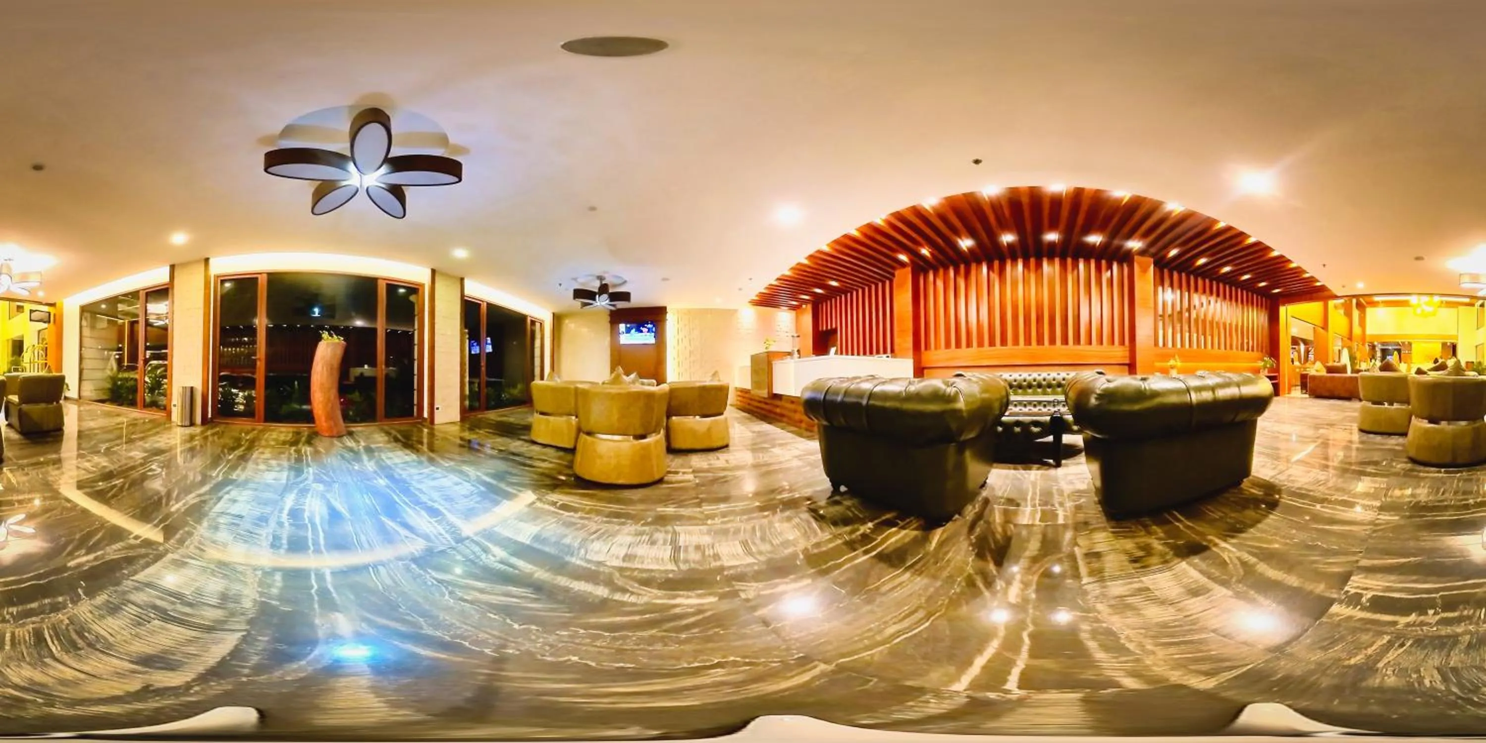 Lobby or reception in Amber Dale Luxury Hotel & Spa, Munnar