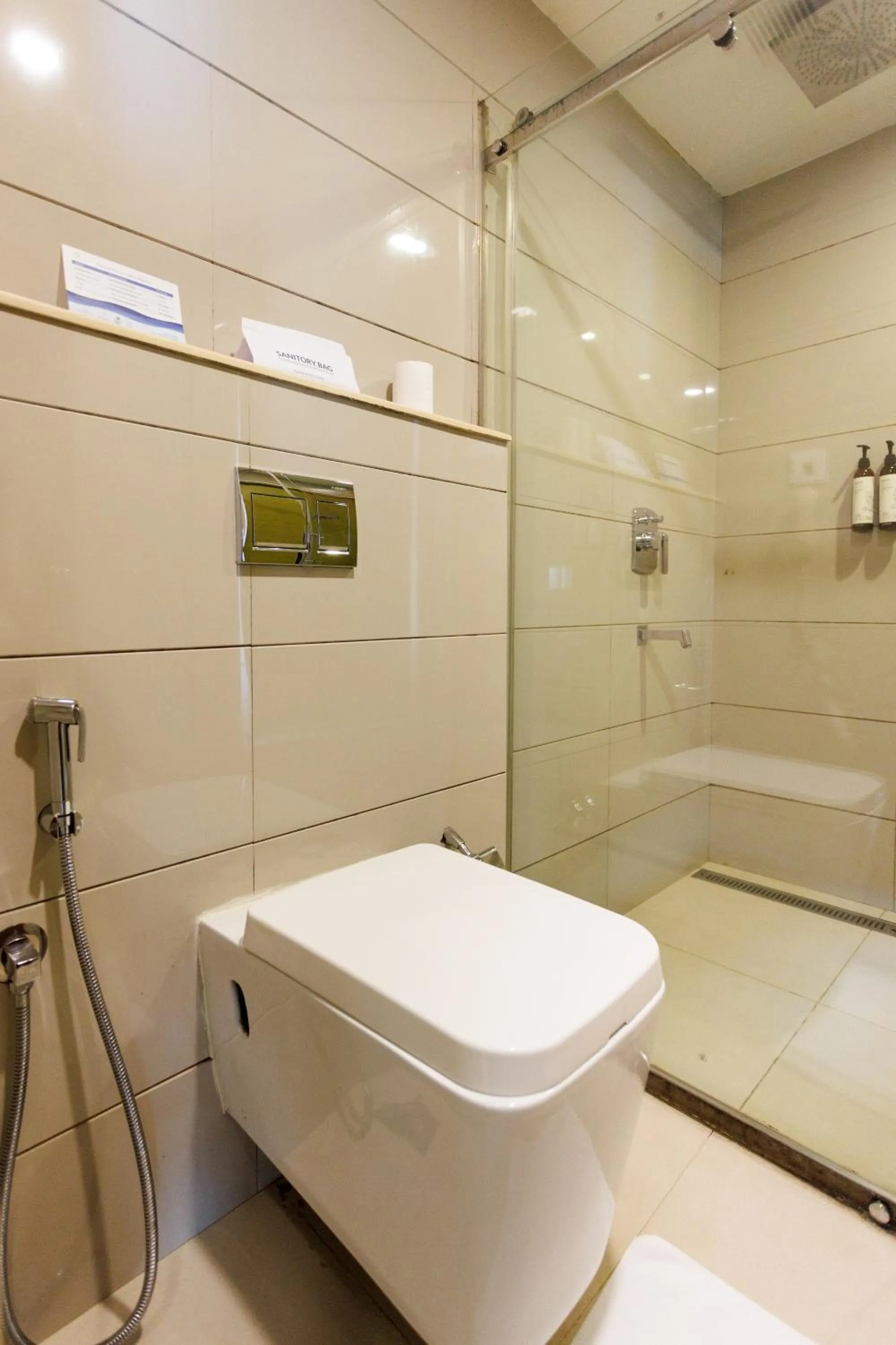 Bathroom in Amber Dale Luxury Hotel & Spa, Munnar