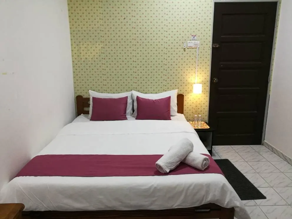 Bed in Sura Inn