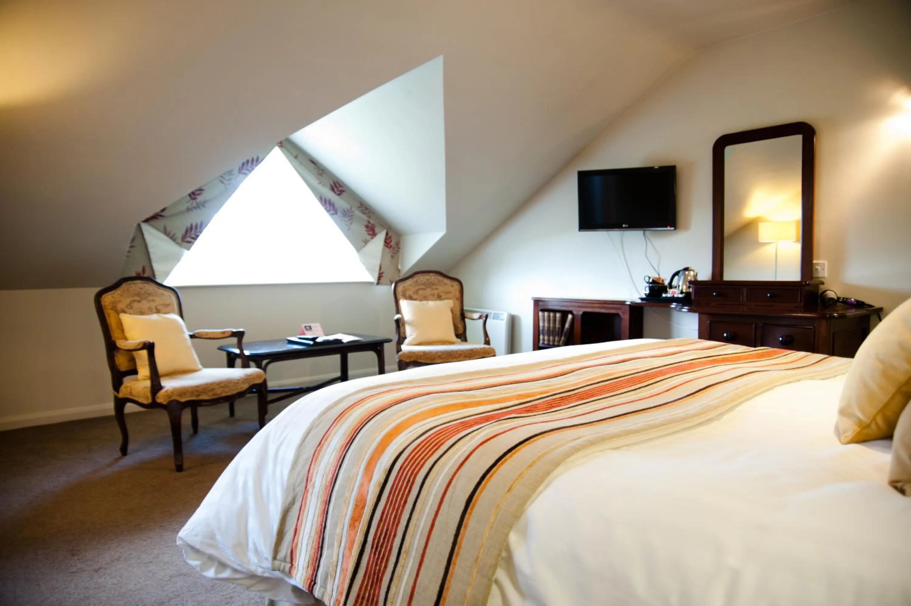 Bedroom, Bed in Best Western The Dartmouth Hotel, Golf & Spa