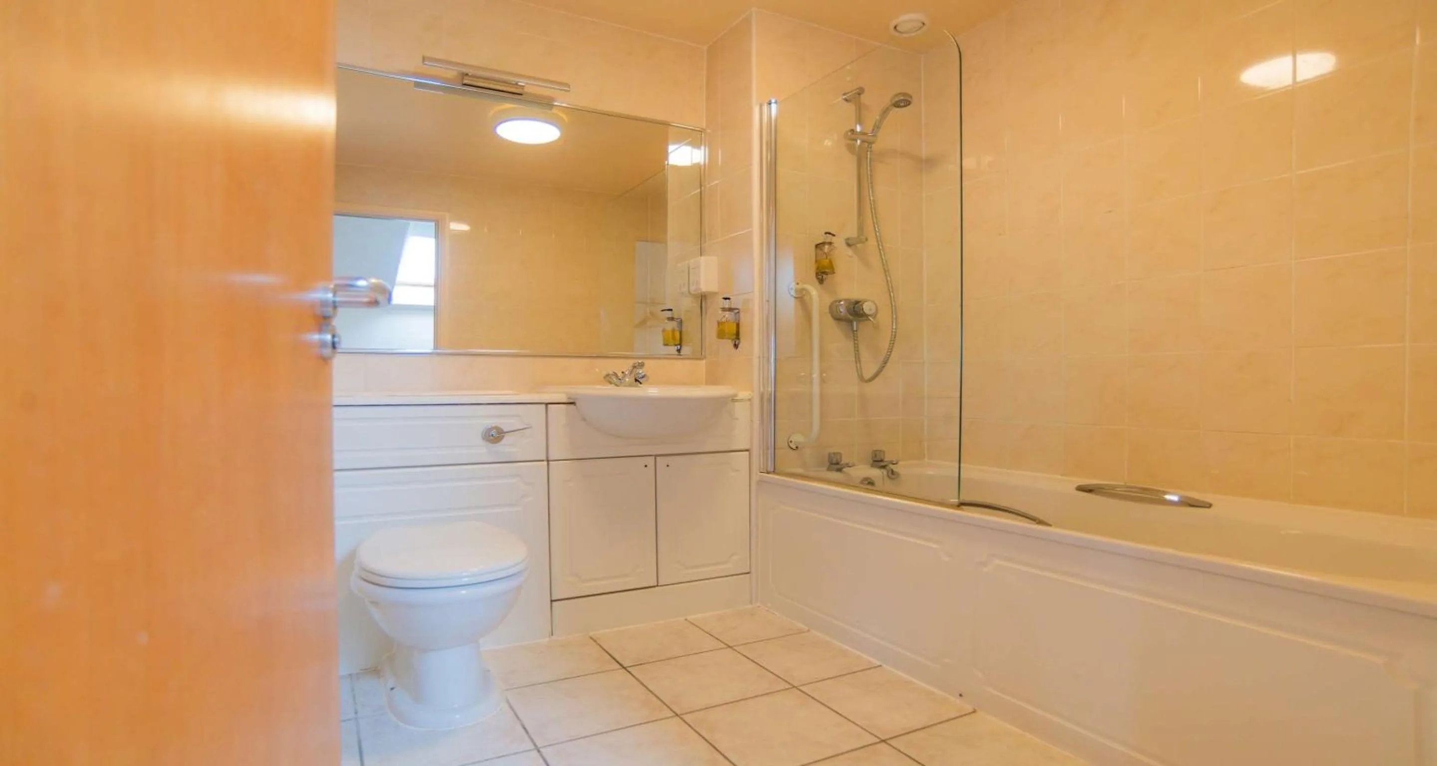 Bedroom in Best Western The Dartmouth Hotel, Golf & Spa