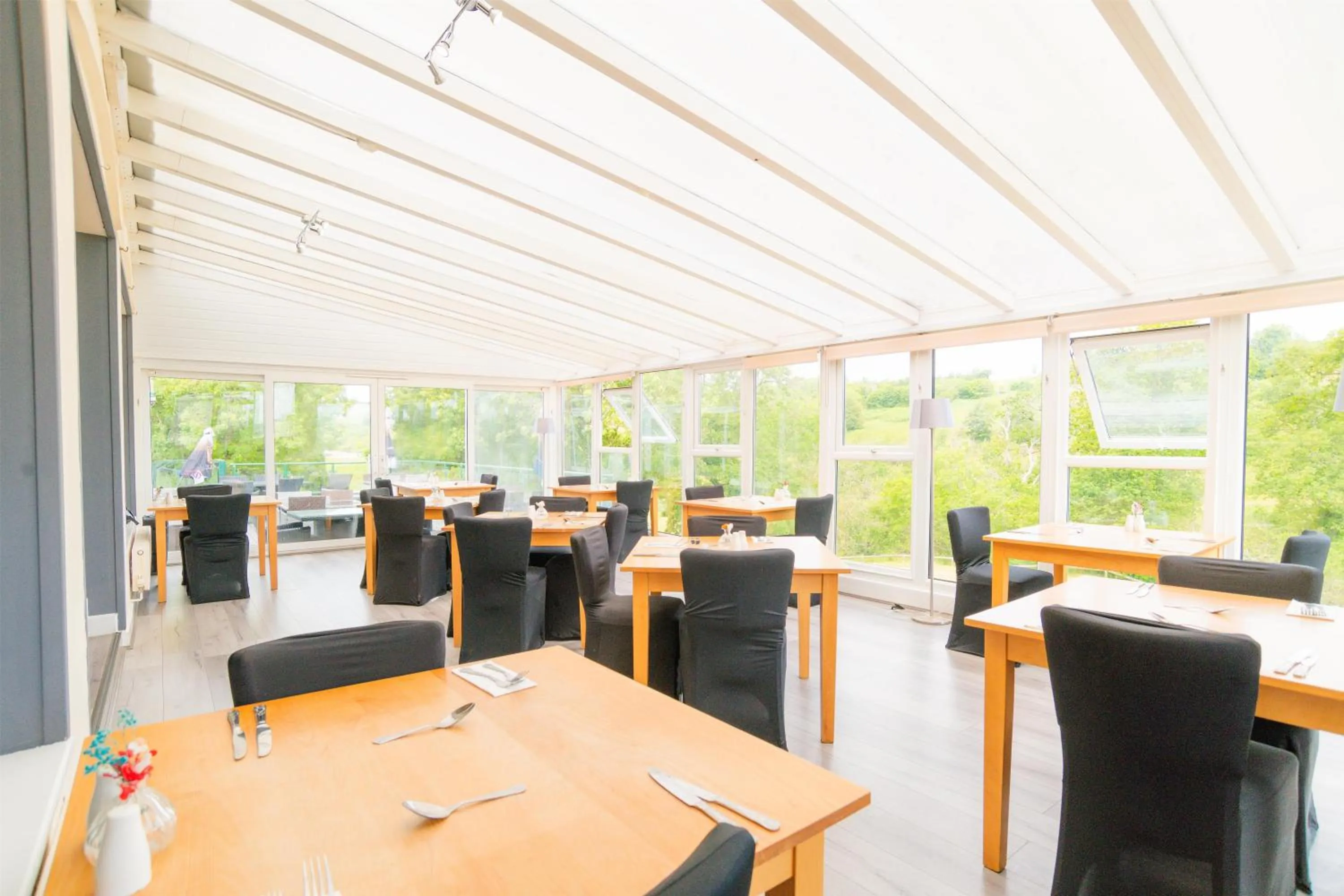 Restaurant/places to eat in Best Western The Dartmouth Hotel, Golf & Spa