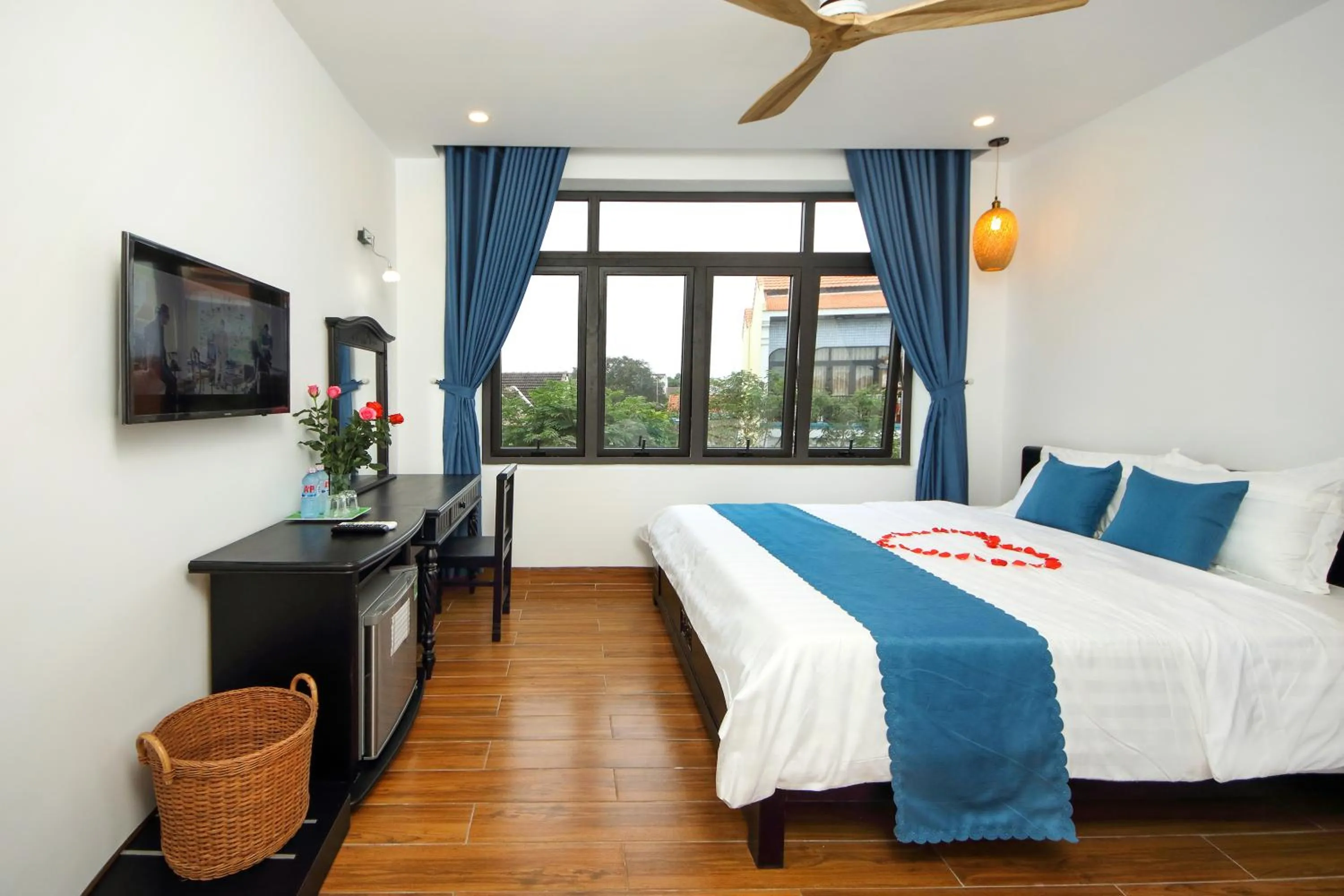 Bed in Quynh Long Villa