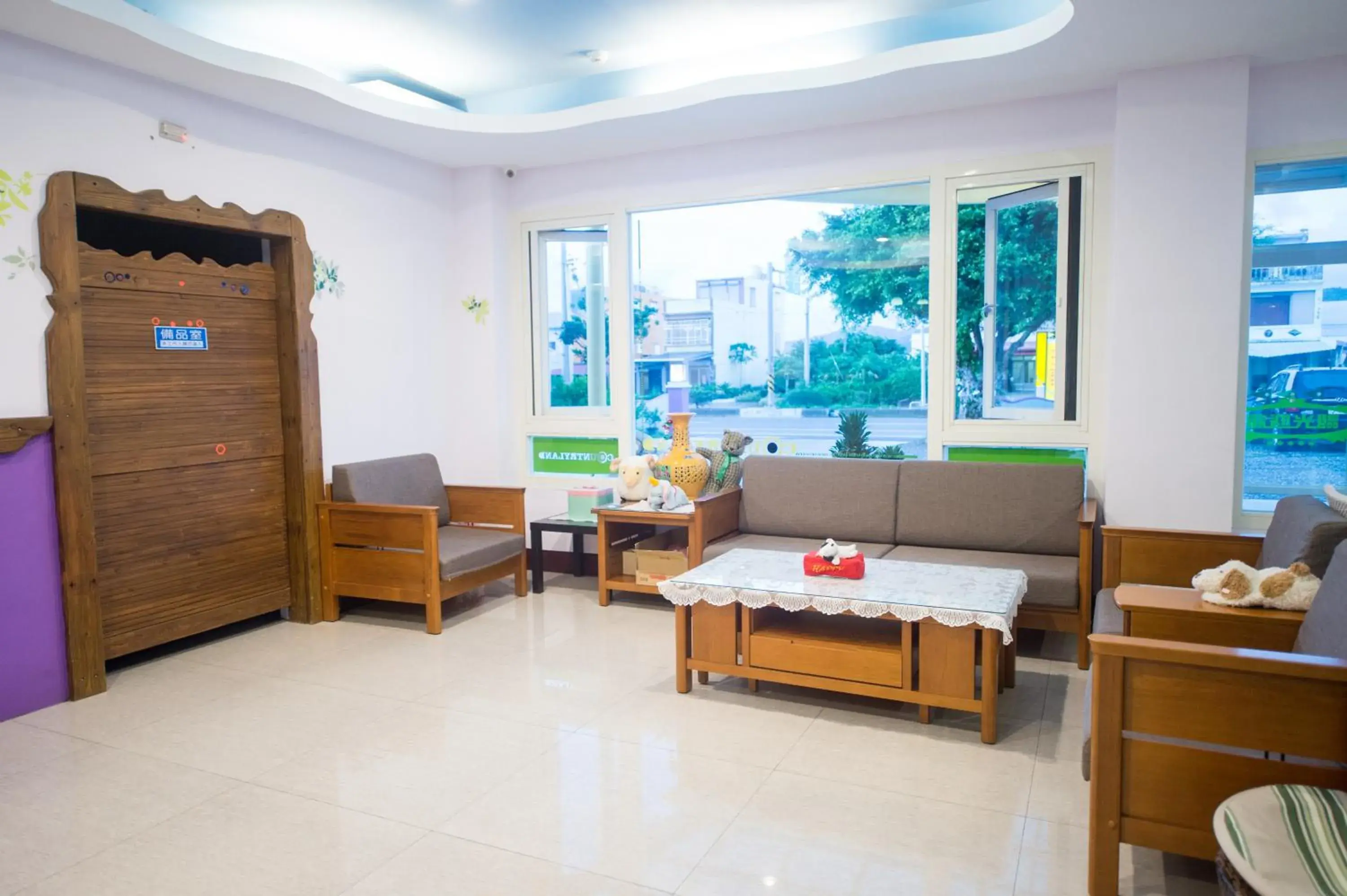 Lobby or reception in Country Lane Lobby or reception in Country Lane